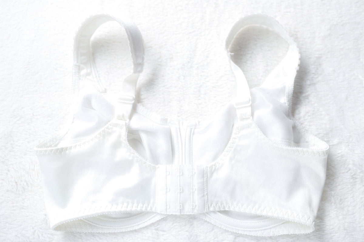 Bali 0190 Retro Unlined Satin Full Coverage Comfort Support Bra 36D White