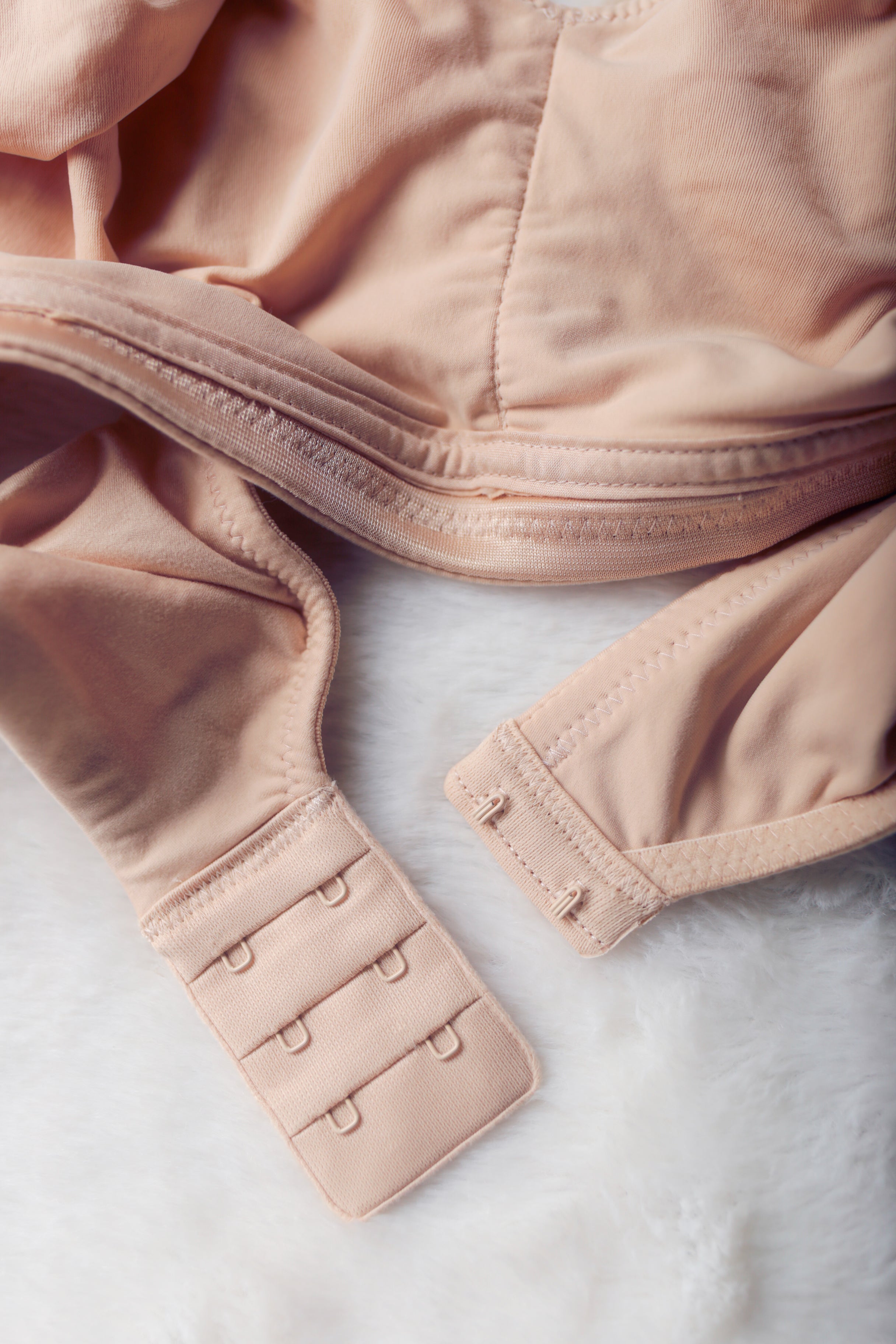 Wacoal 38C Perfect Primer Wirefree 853212 Unlined Unpadded Bra Beige NEW