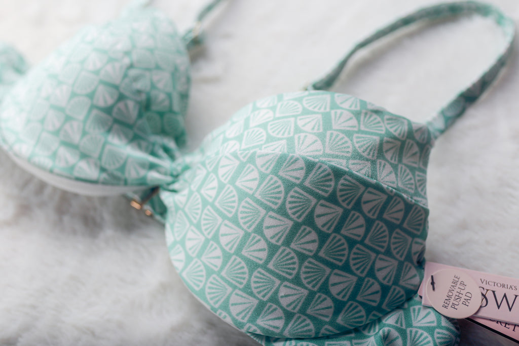 Victoria's Secret Swim 34A Swimsuit Bikini Top Removable Push-up Mint Shells NEW