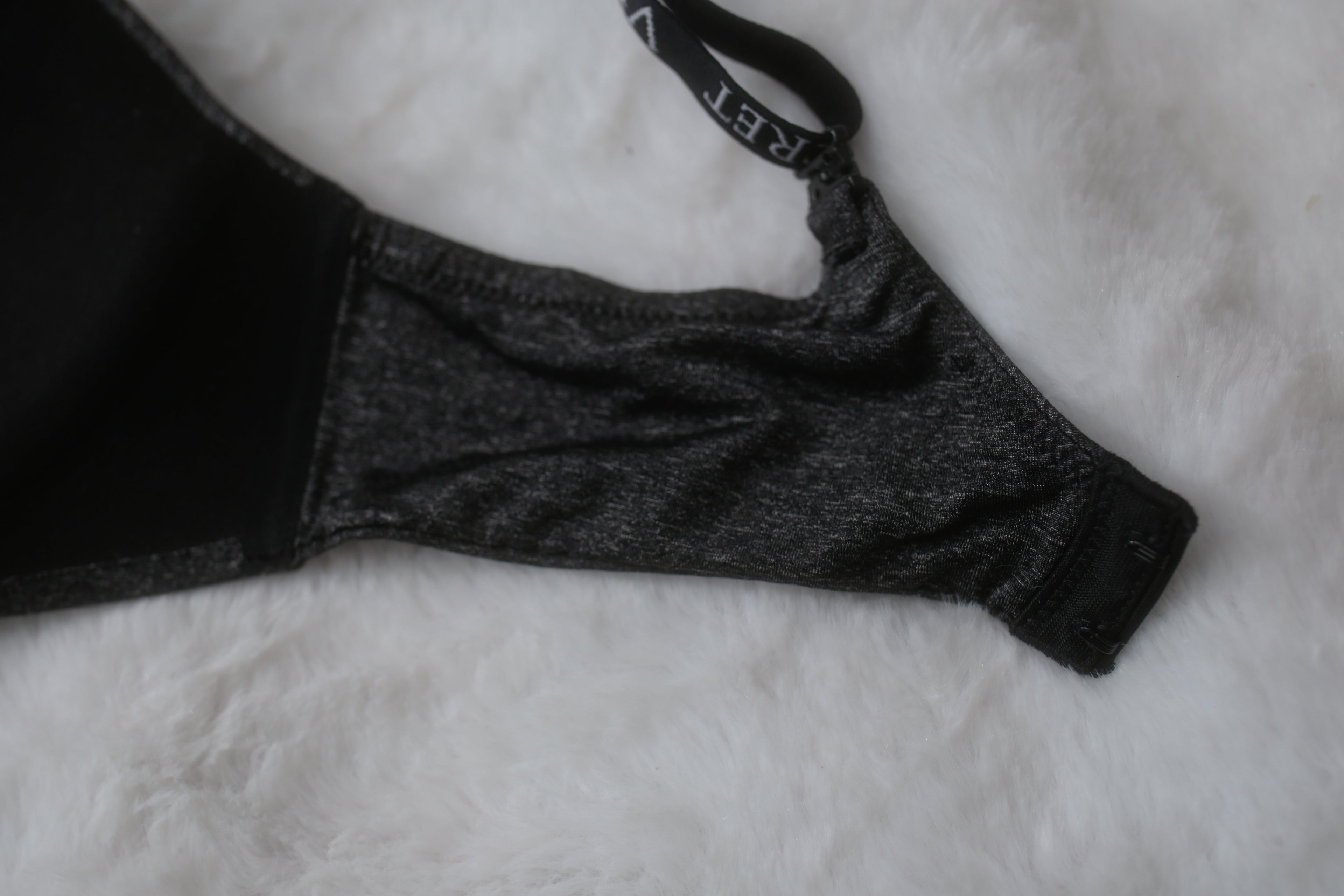 Victoria's Secret 34D T-shirt Lightly Lined Wireless Bra Charcoal Gray