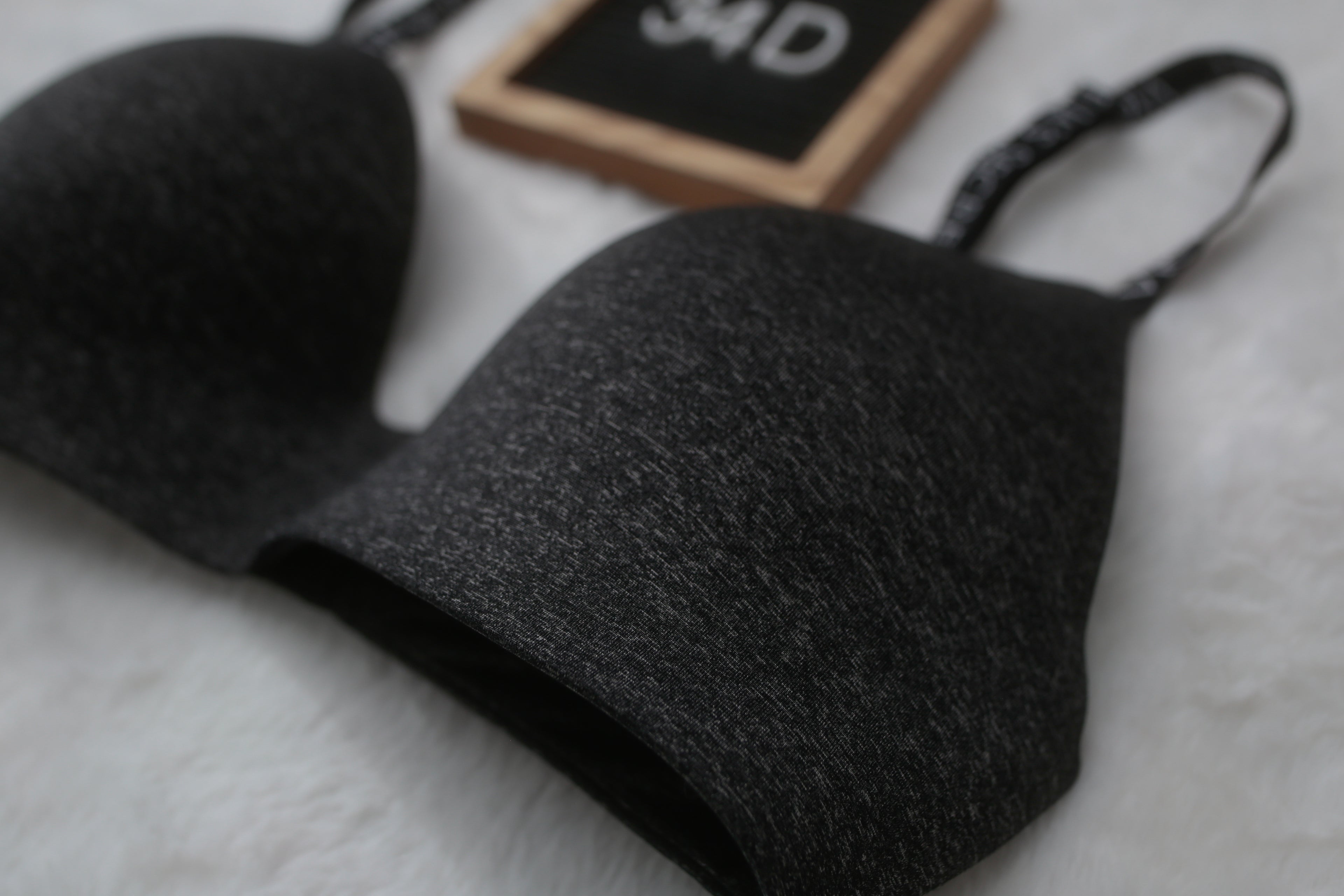 Victoria's Secret 34D T-shirt Lightly Lined Wireless Bra Charcoal Gray