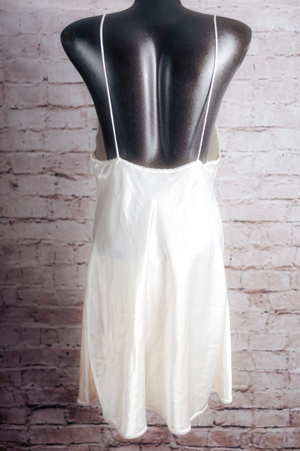 Val Mode Vintage Satin Bridal Chemise Negligee Lingerie Ivory White Large