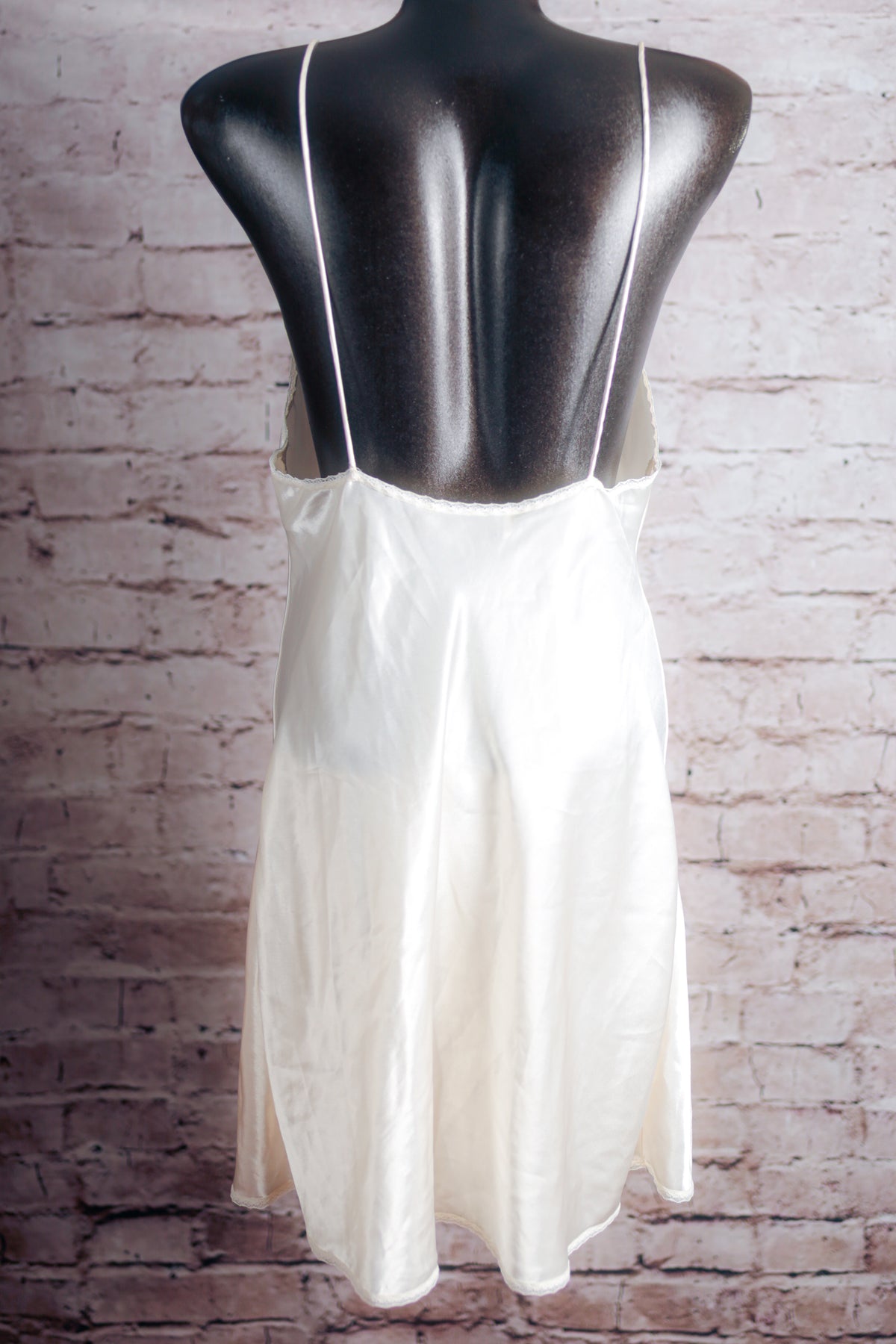 Val Mode Vintage Satin Bridal Chemise Negligee Lingerie Ivory White Large