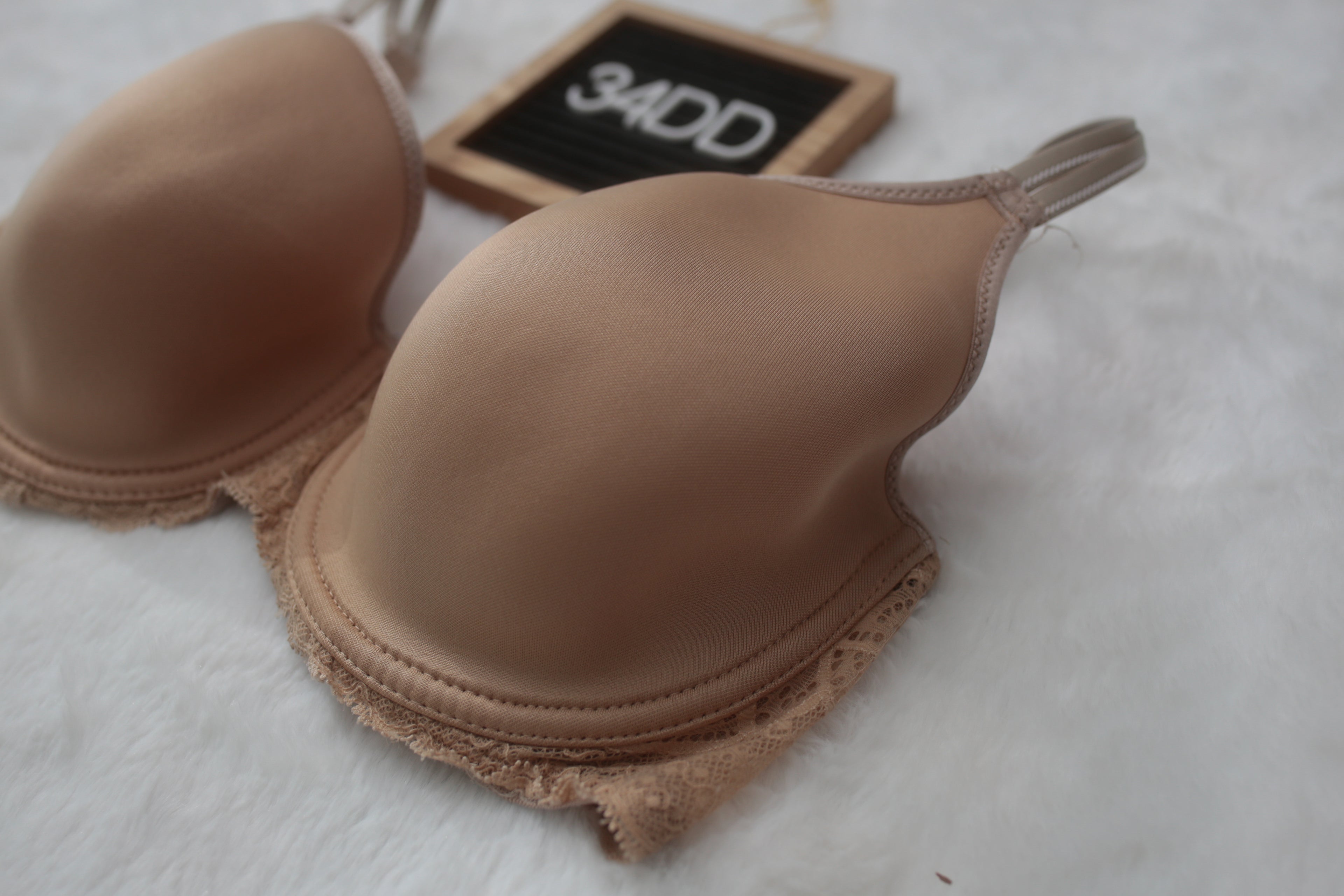 Chantelle 34DD Merci Spacer Lined Underwire Bra Beige