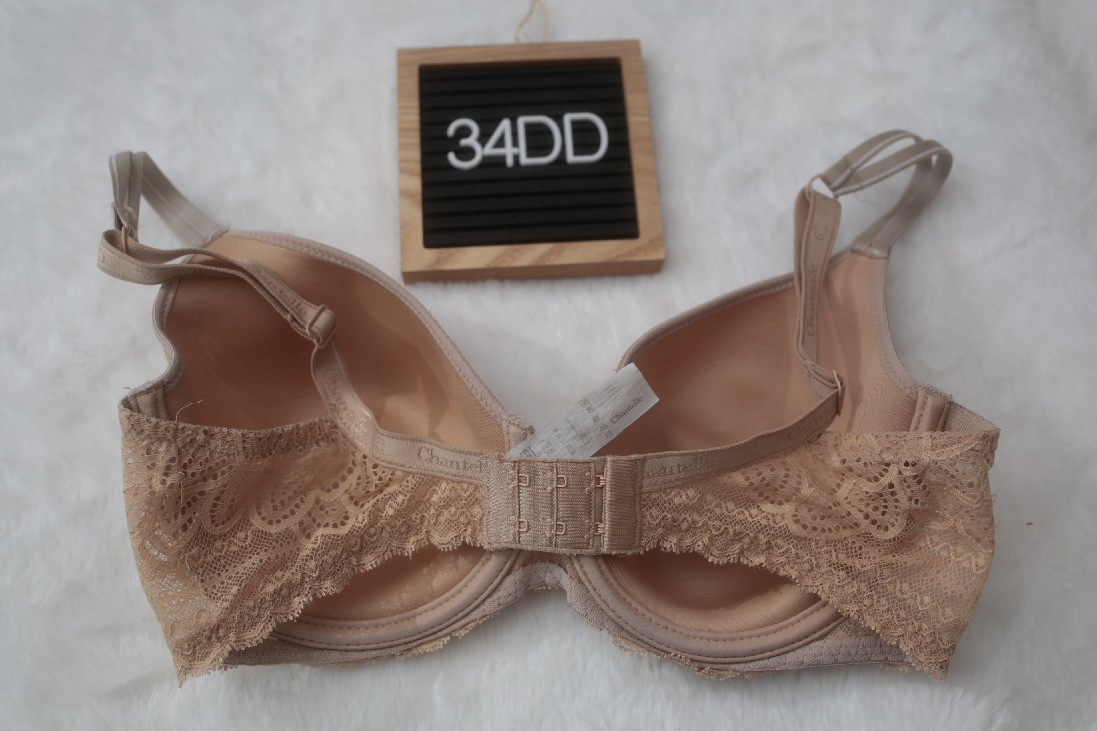 Chantelle 34DD Merci Spacer Lined Underwire Bra Beige