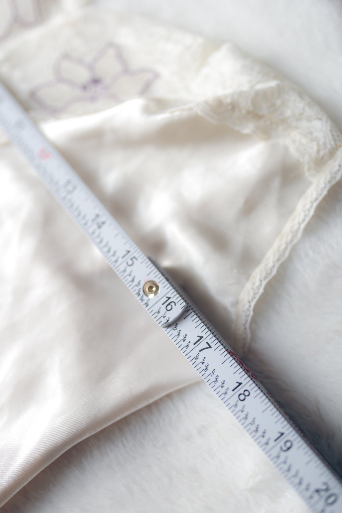 Val Mode Vintage Satin Bridal Chemise Negligee Lingerie Ivory White Large