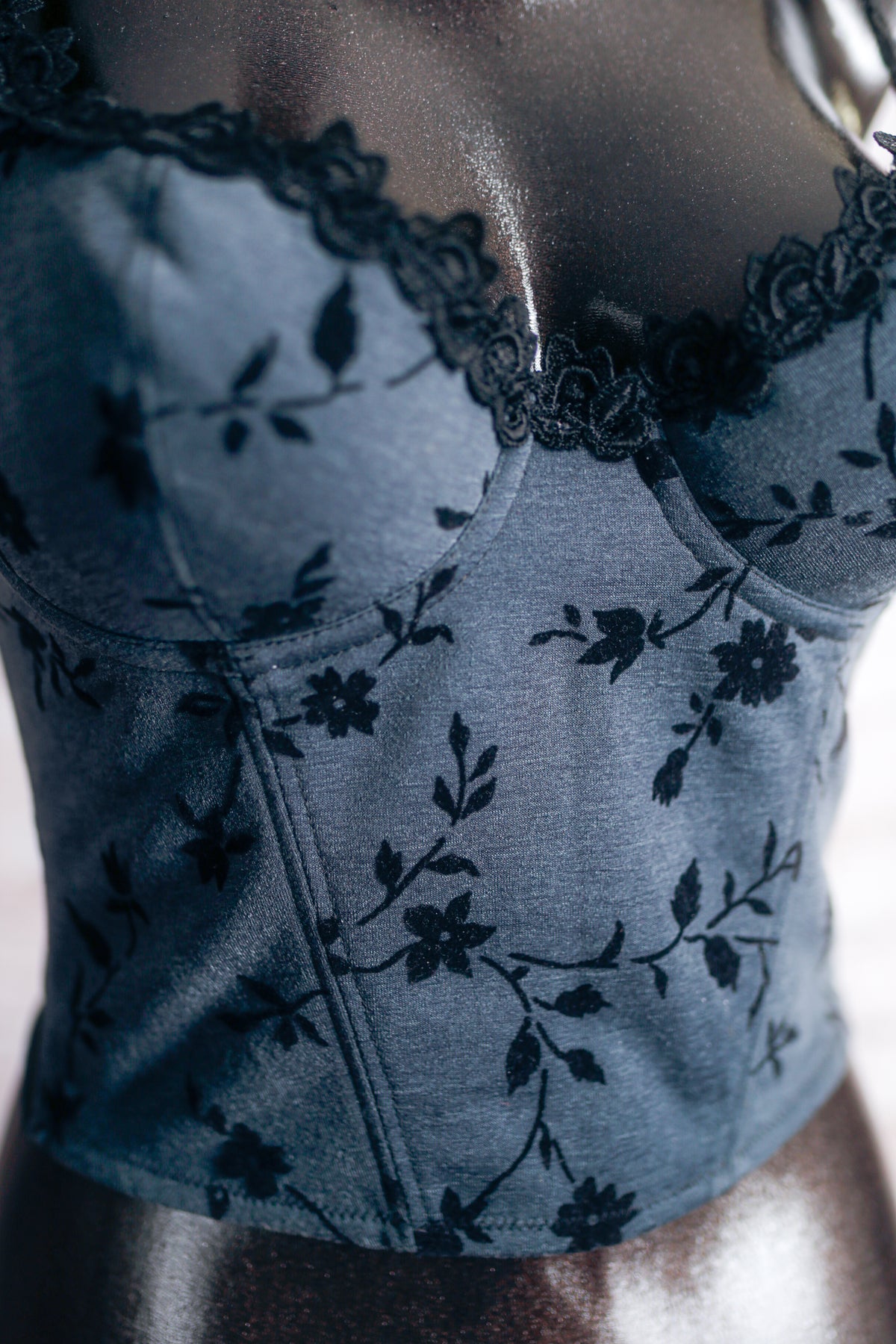 Oscar de la Renta Vintage Boned Corset Bustier Bra Gray Floral 34B NEW