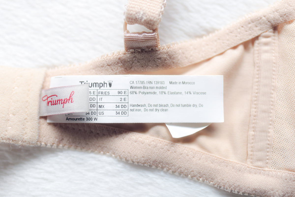 Triumph Amourette Unlined Stretch Lace Underwire Bra Beige 34DD NEW