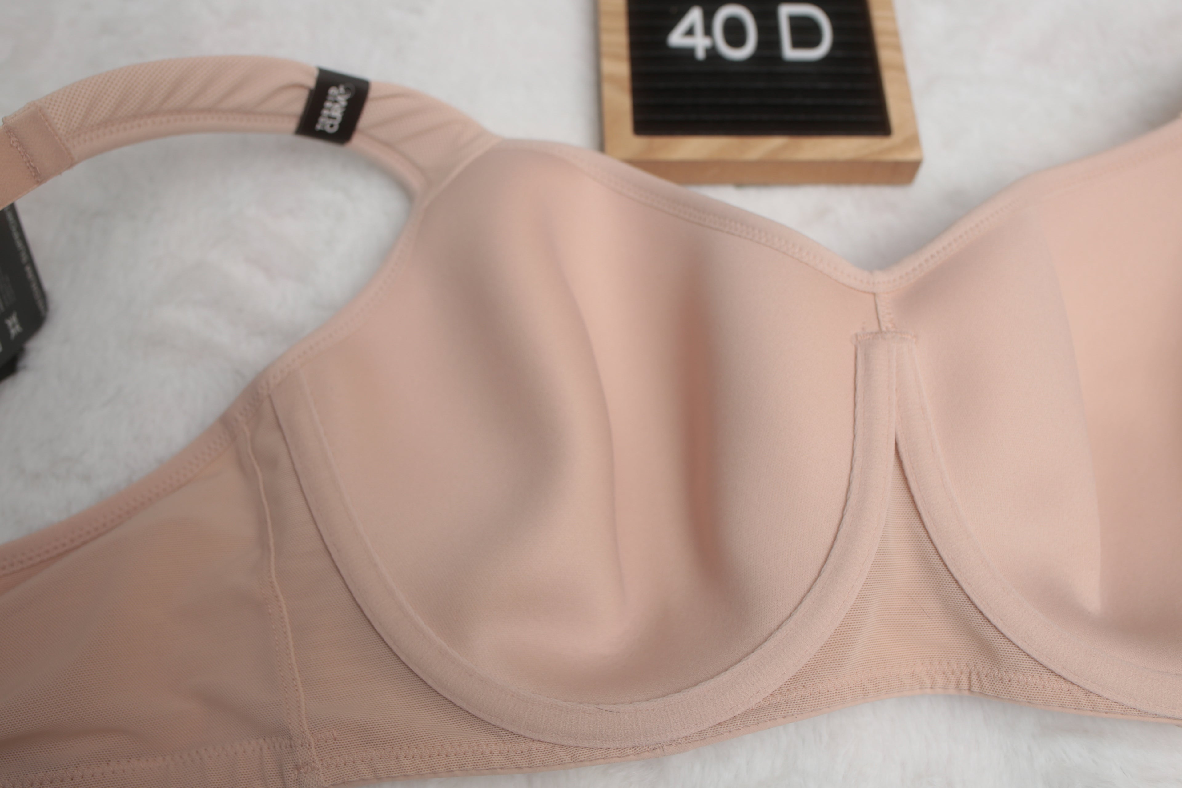 Torrid Active 40D Underwire Sports Bra Nude NEW