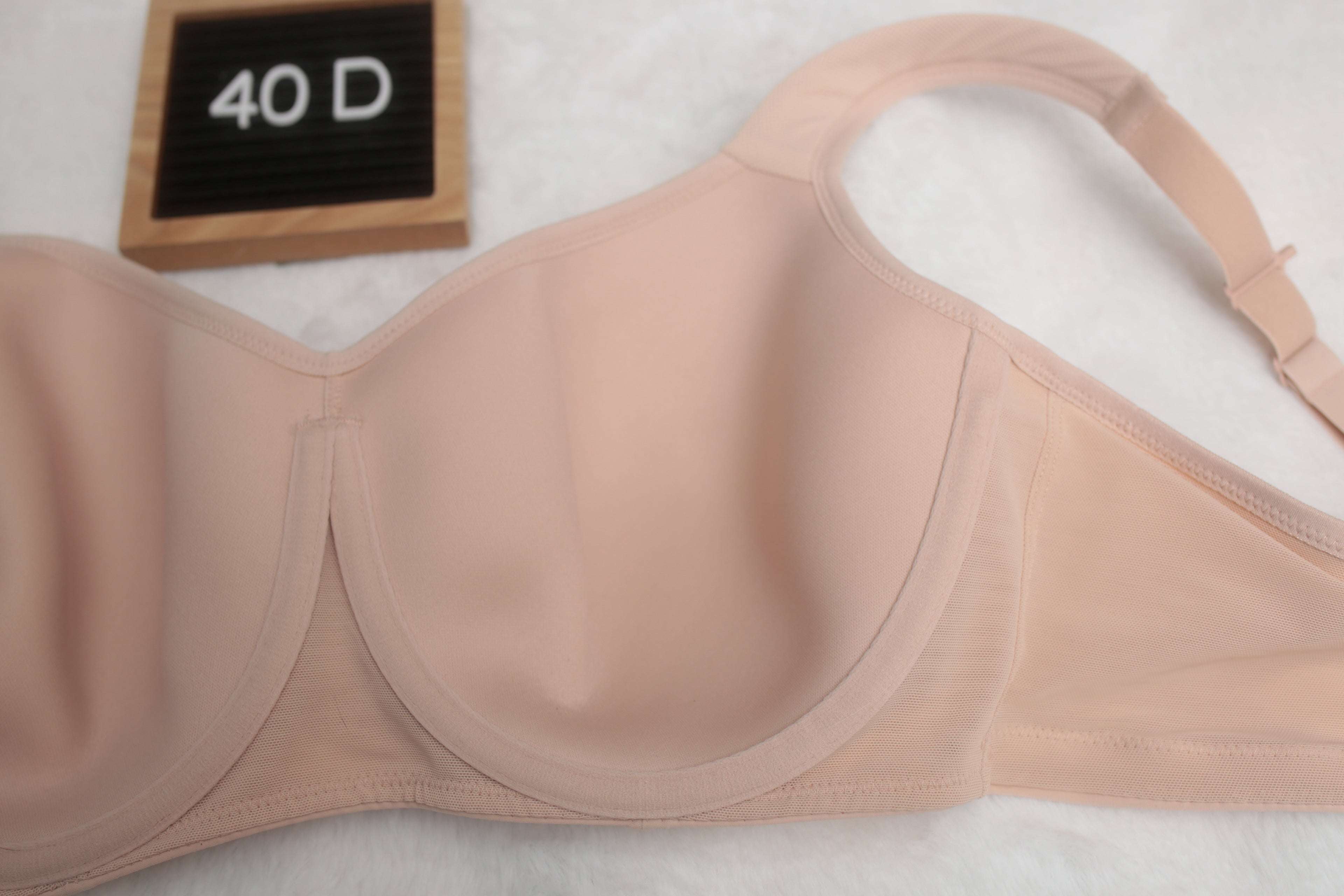 Torrid Active 40D Underwire Sports Bra Nude NEW