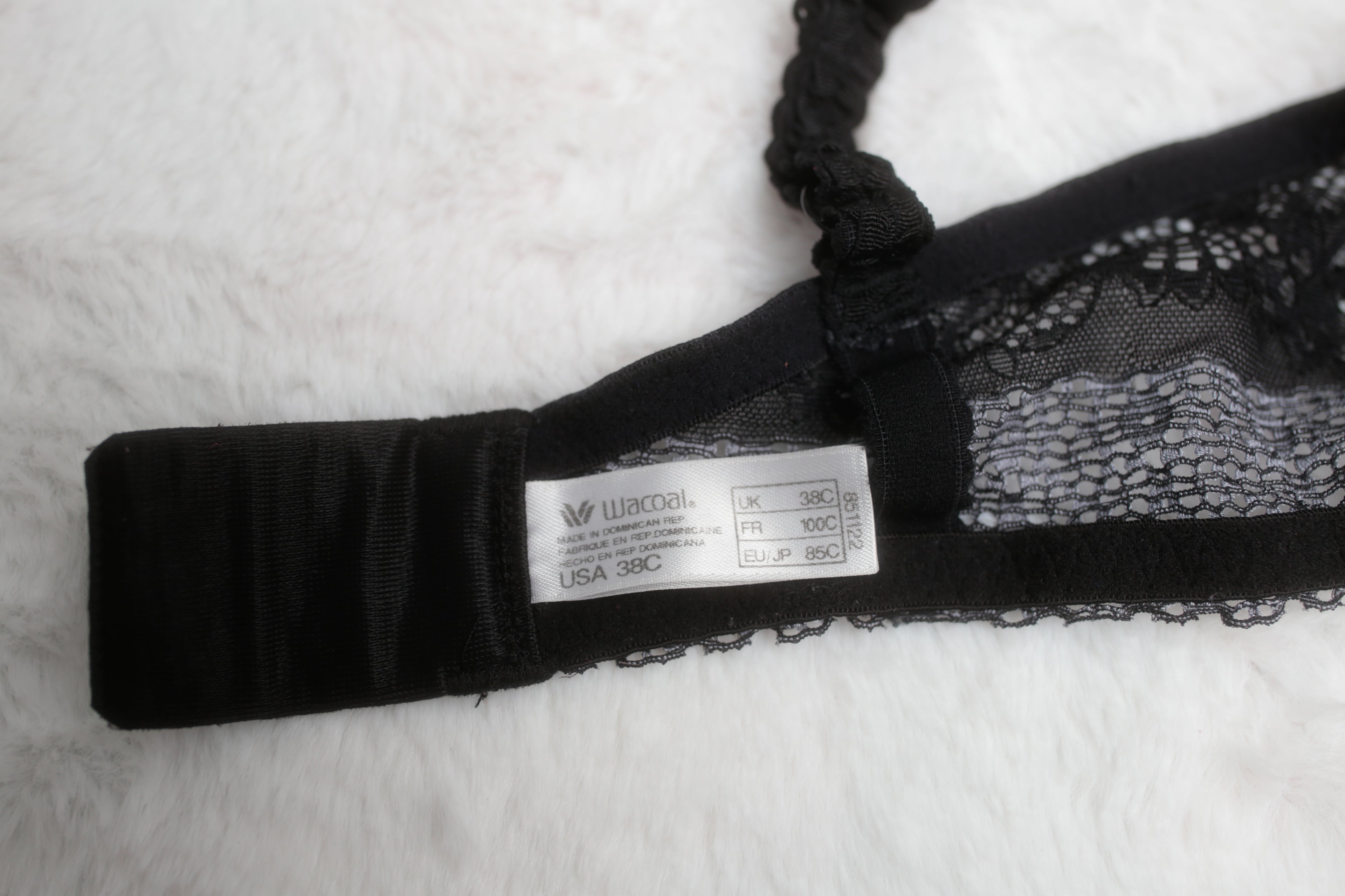 Wacoal 38C Feminine Edge 851122 Full Coverage Underwire Bra Black