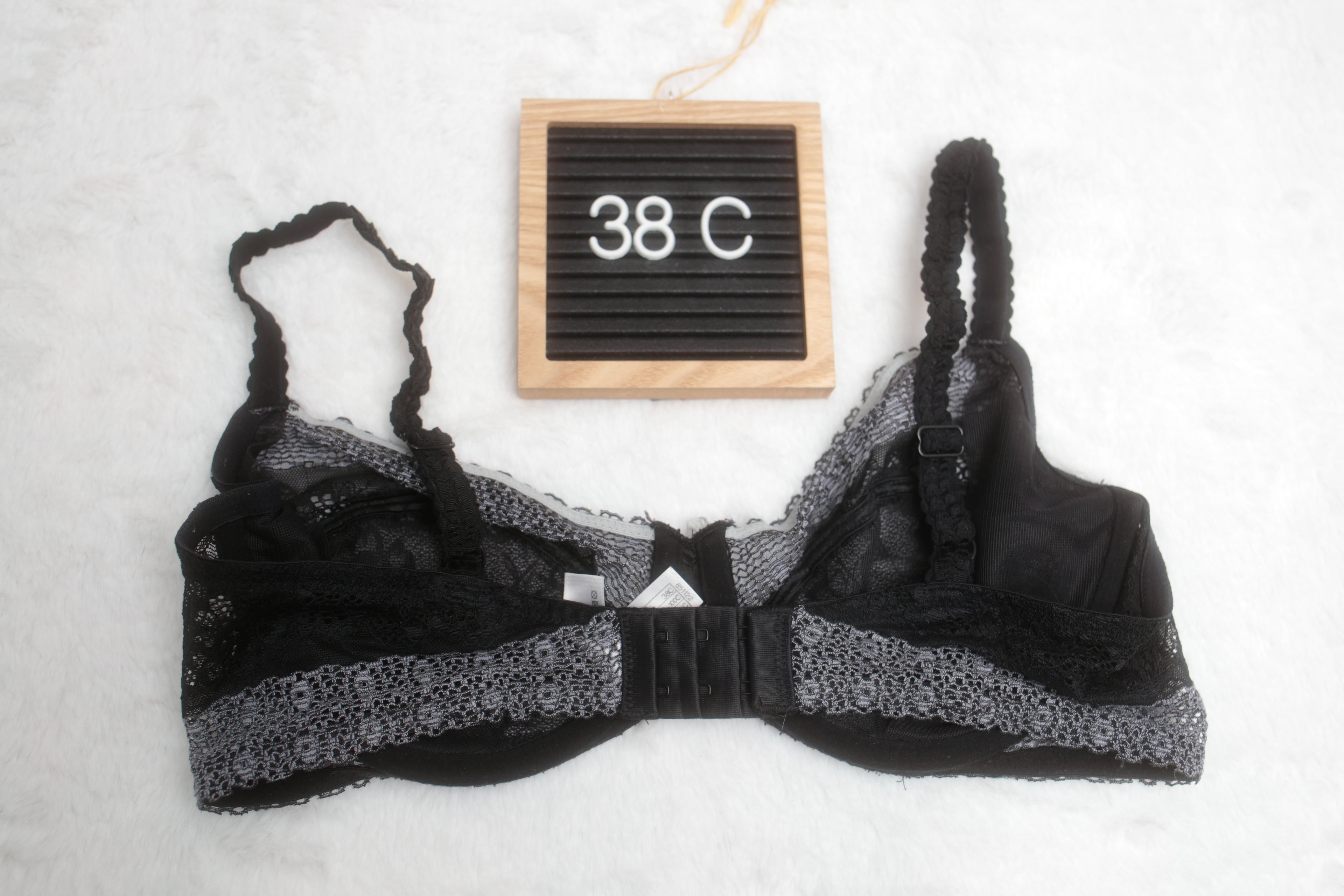 Wacoal 38C Feminine Edge 851122 Full Coverage Underwire Bra Black