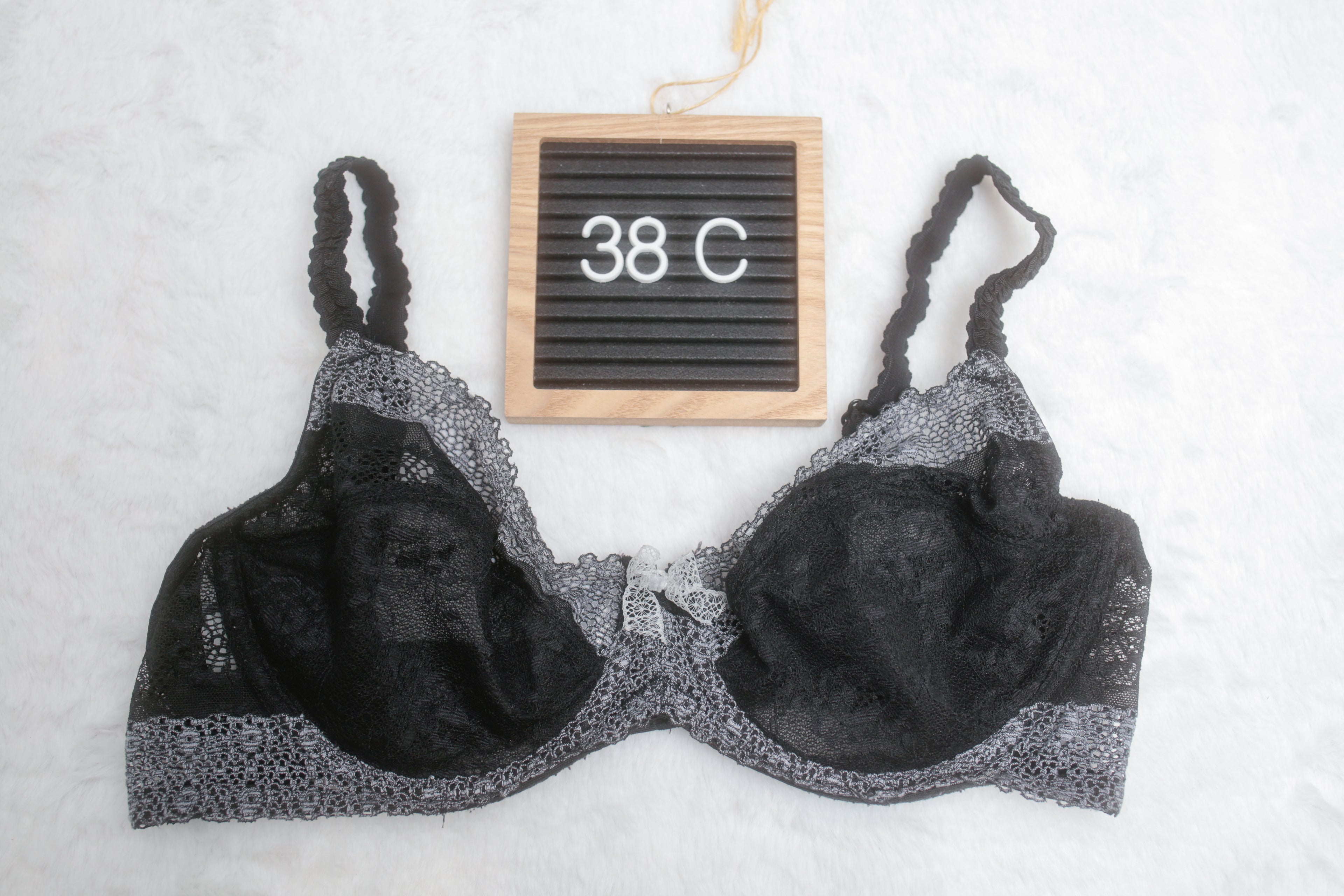 Wacoal 38C Feminine Edge 851122 Full Coverage Underwire Bra Black