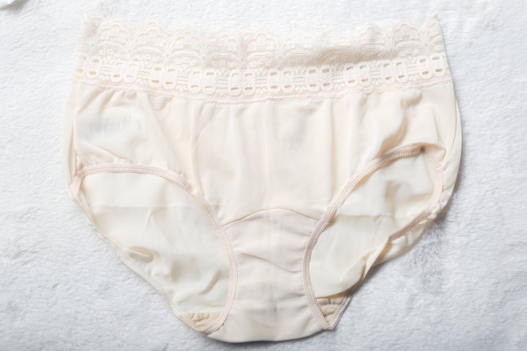 Olga 913 Secret Scoop Hugs High Rise Full Back Briefs Panty 6 Medium Ivory NEW