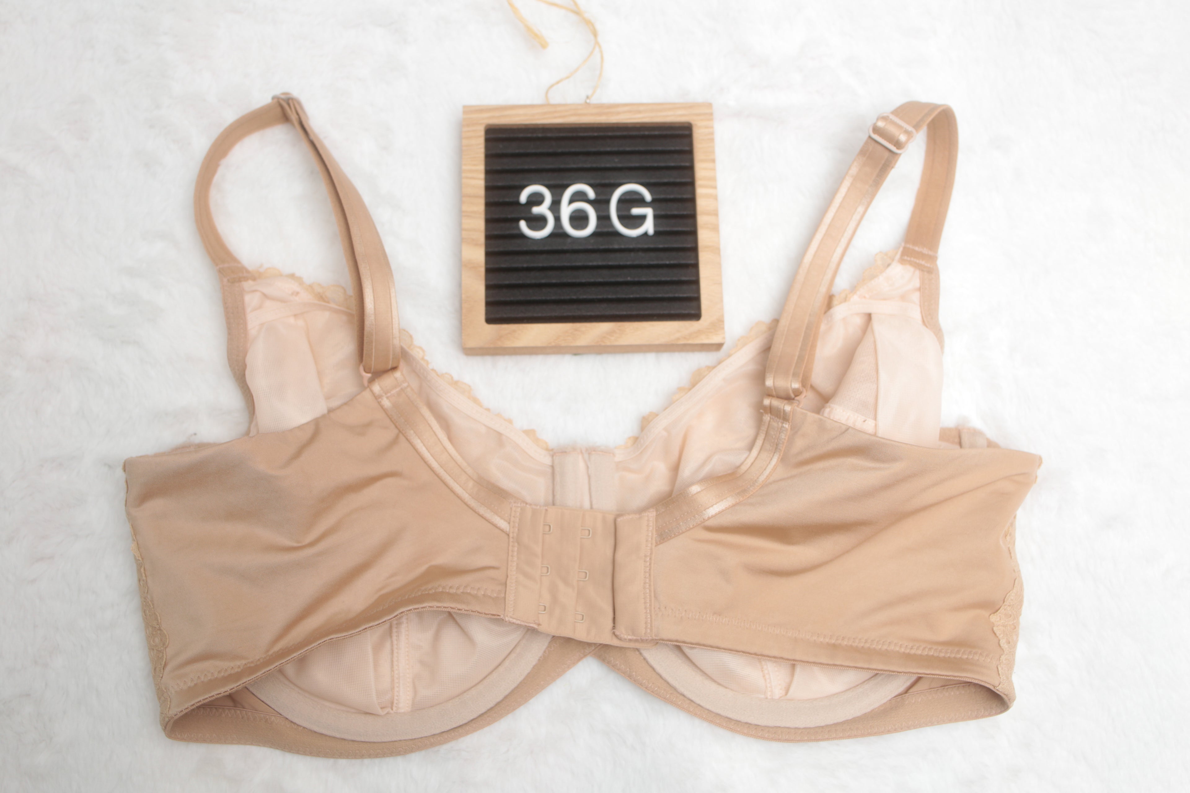 Curvy Couture by Soma 36G Unlined Seamed Lace Full Coverage Underwire Bra