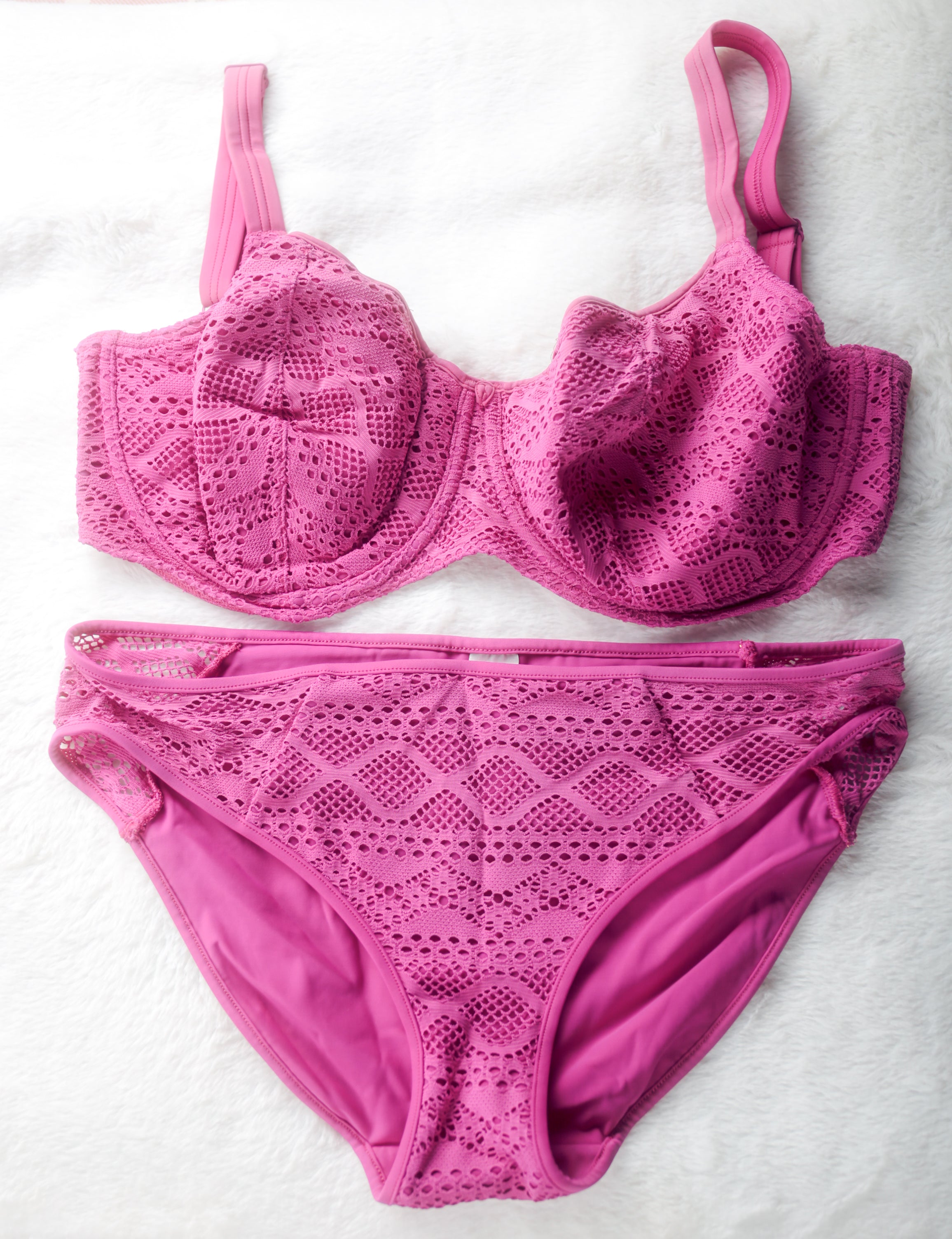 Freya US 32L UK 32HH Sundance Sweetheart Swim Bikini Top and Hipster Bottom Swimsuit SetUnderwire Pink