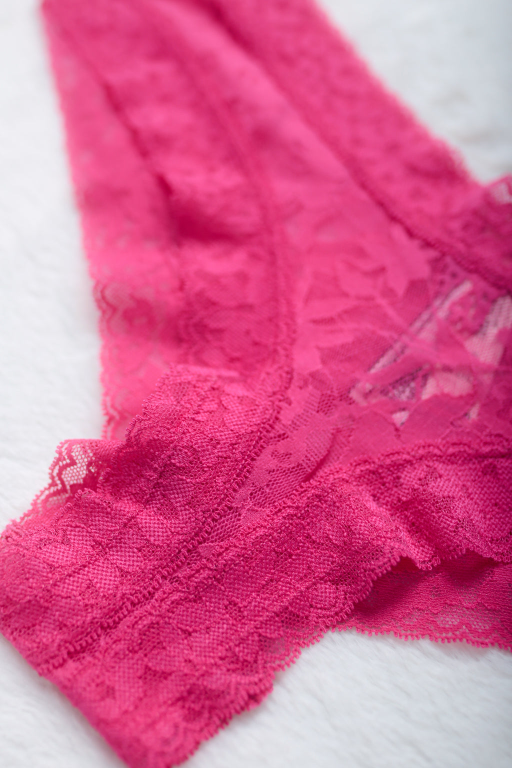 Victoria's Secret Lace Cheeky Panty Large Pink NEW