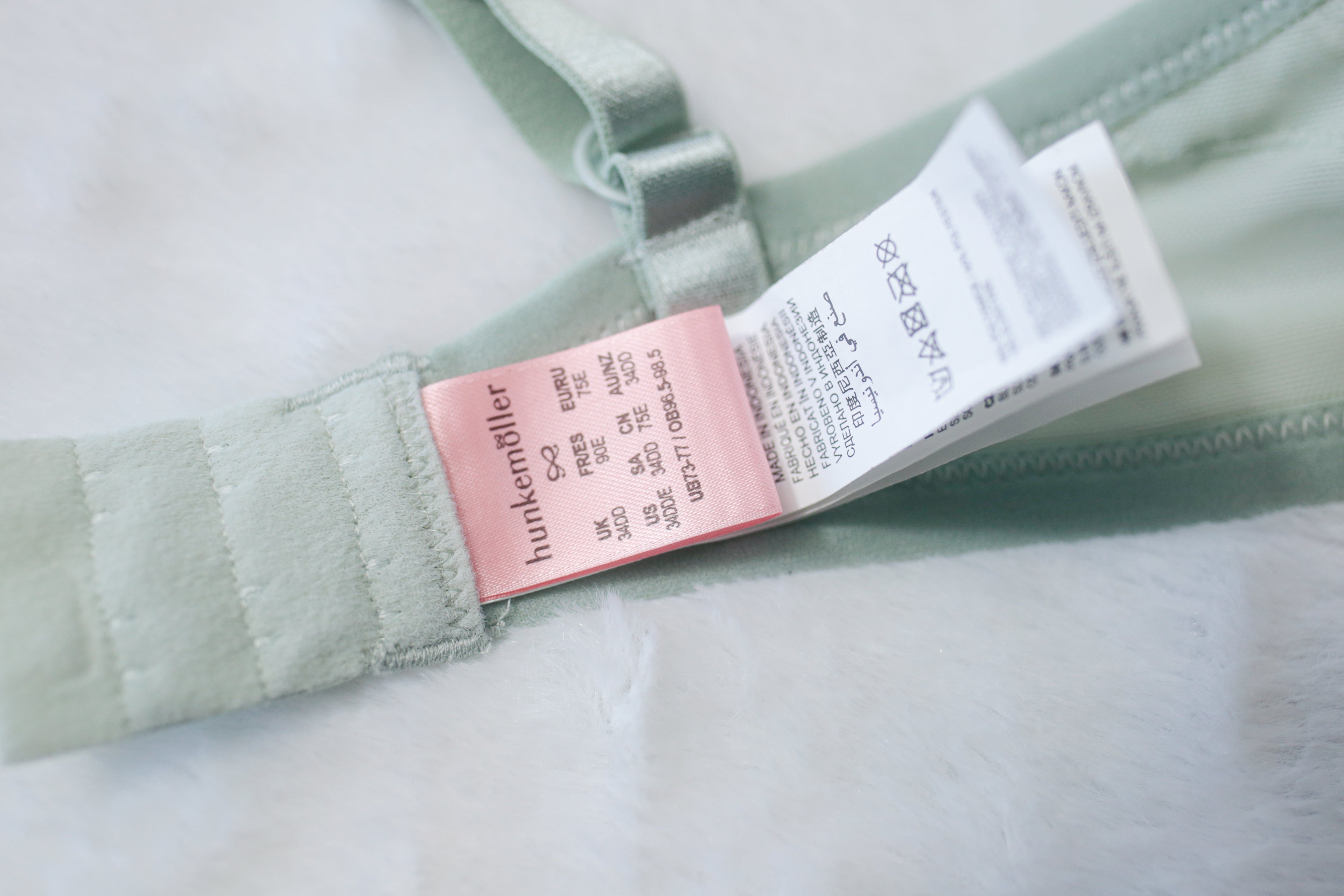 Hunkemoller 34DD Lace Padded Underwire Molded Bra Light Blue