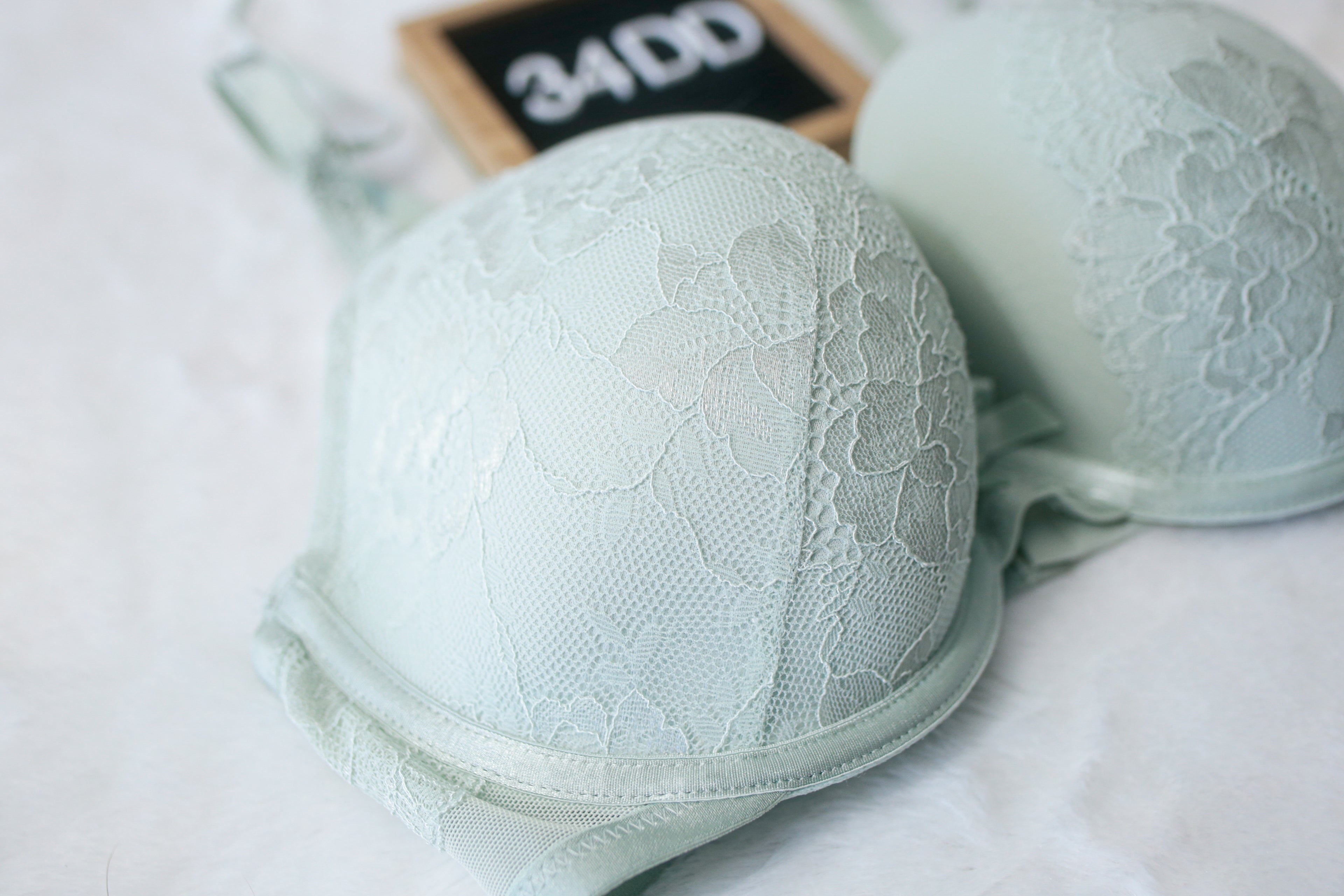 Hunkemoller 34DD Lace Padded Underwire Molded Bra Light Blue