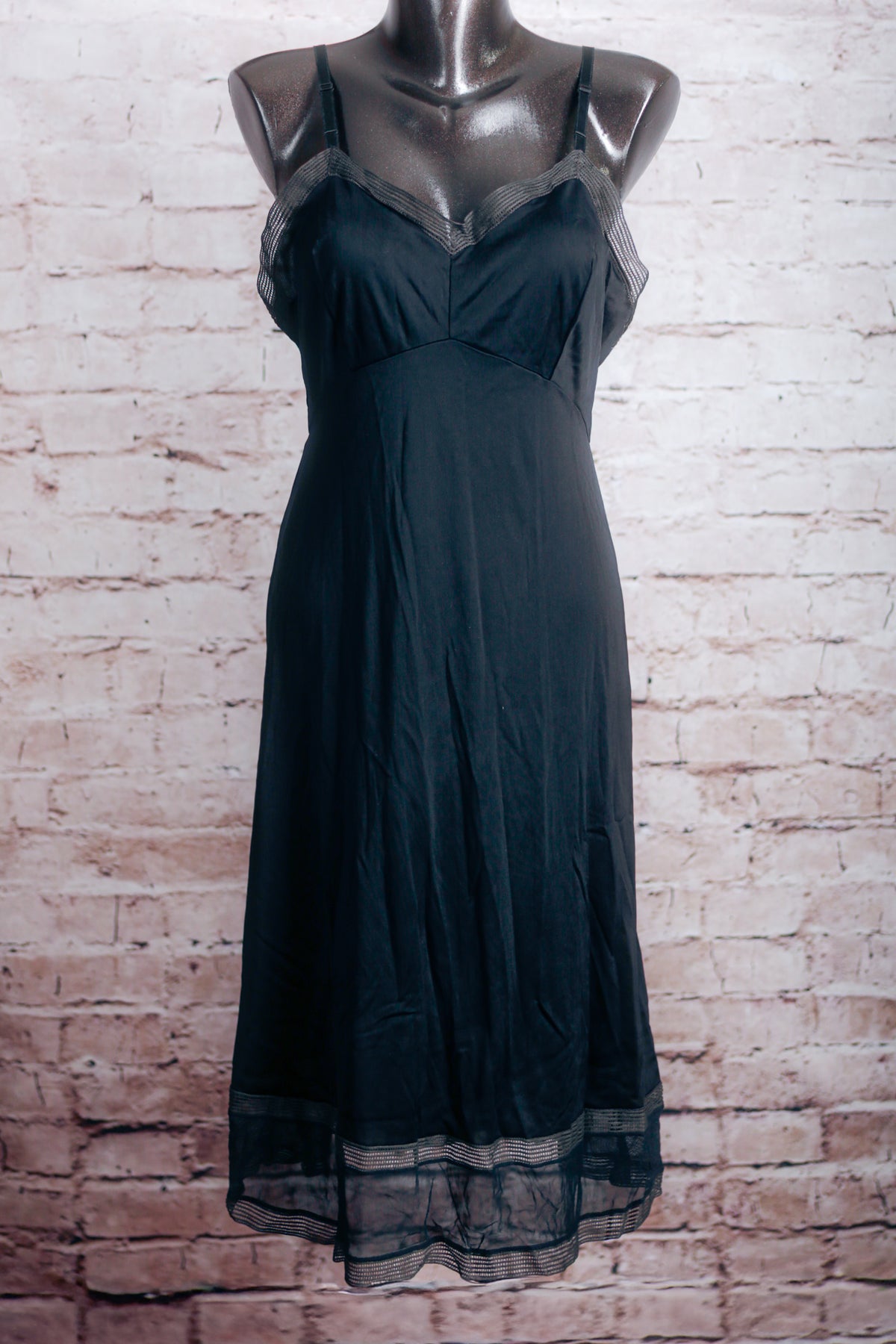 Van Raalte Petalskin Vintage Flapper Mid-Century Satin Full Slip Gown Medium 38 Black NEW