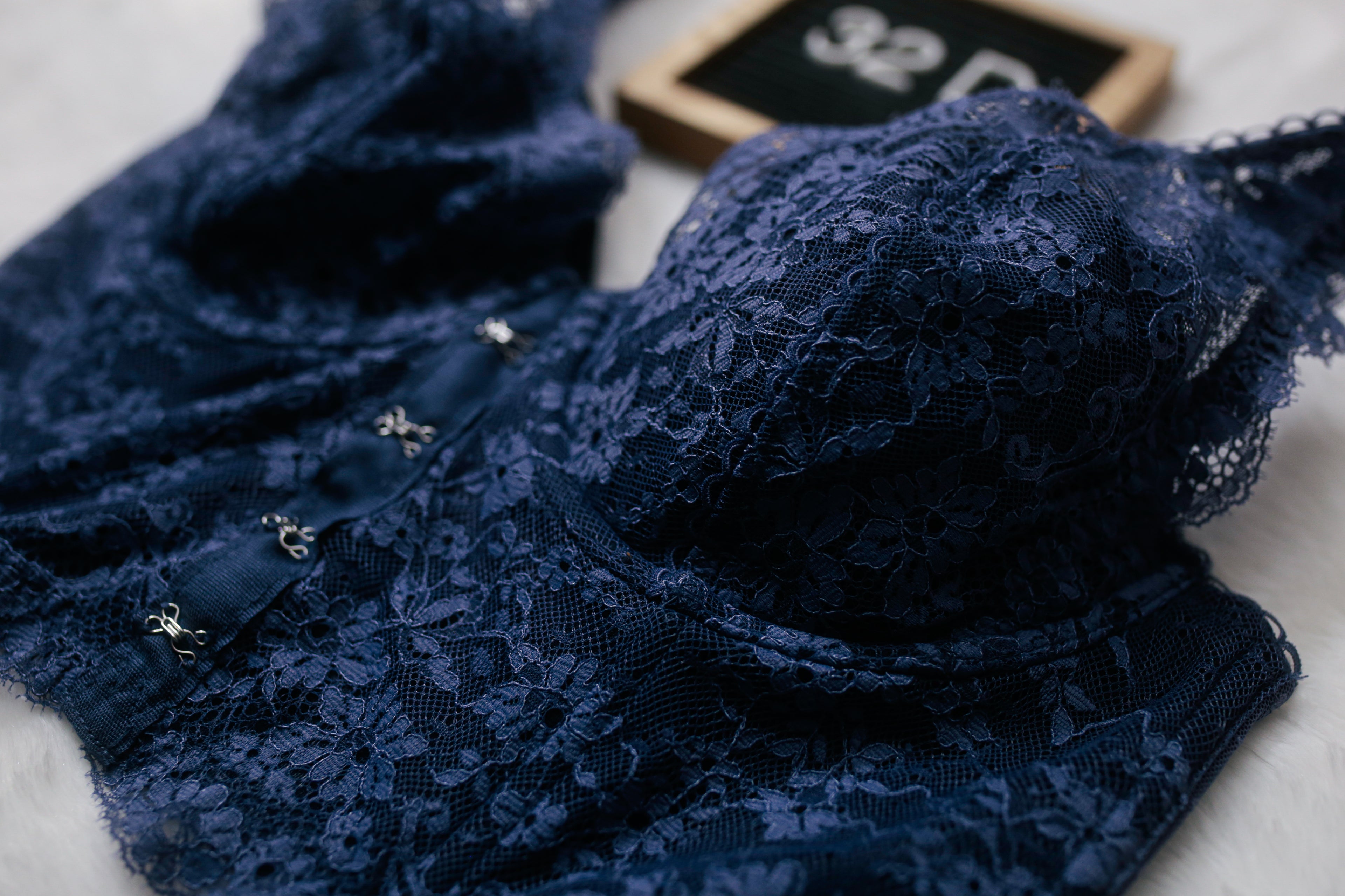 Victoria's Secret 32D Dream Angels Lined Demi Longline Bra Blue