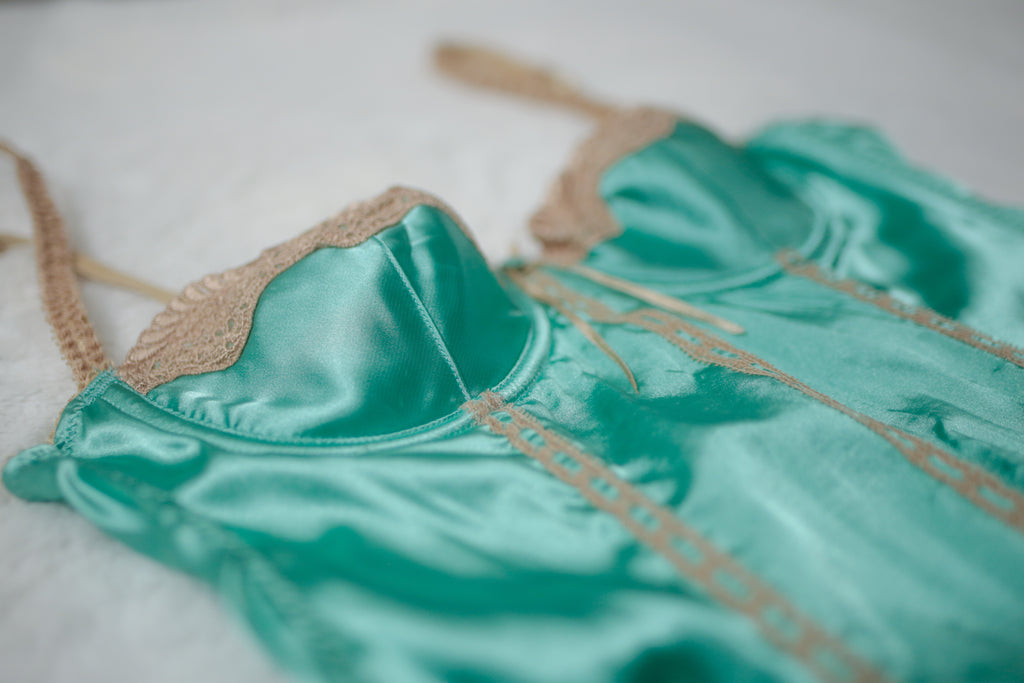 Sophie B Boned Corset Bra Lingerie Medium Mint Satin and Lace NEW