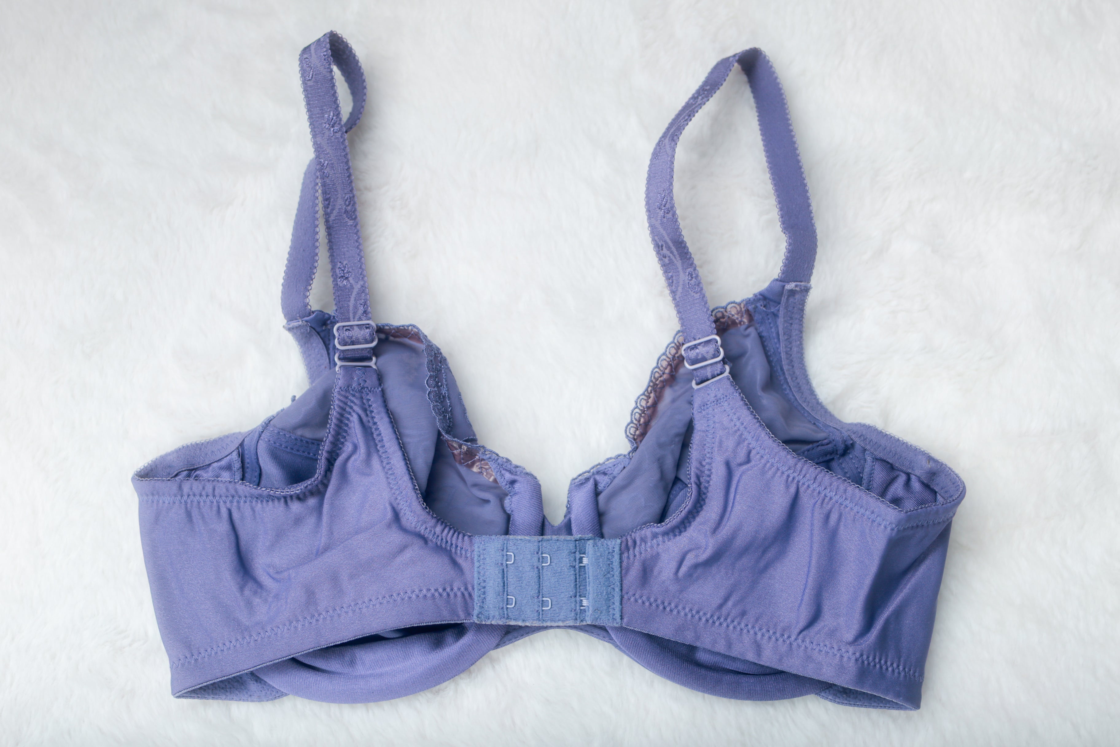 Glamorise 34D Elegance Embroidered WonderWire Lace Full Coverage Bra Blue 9075