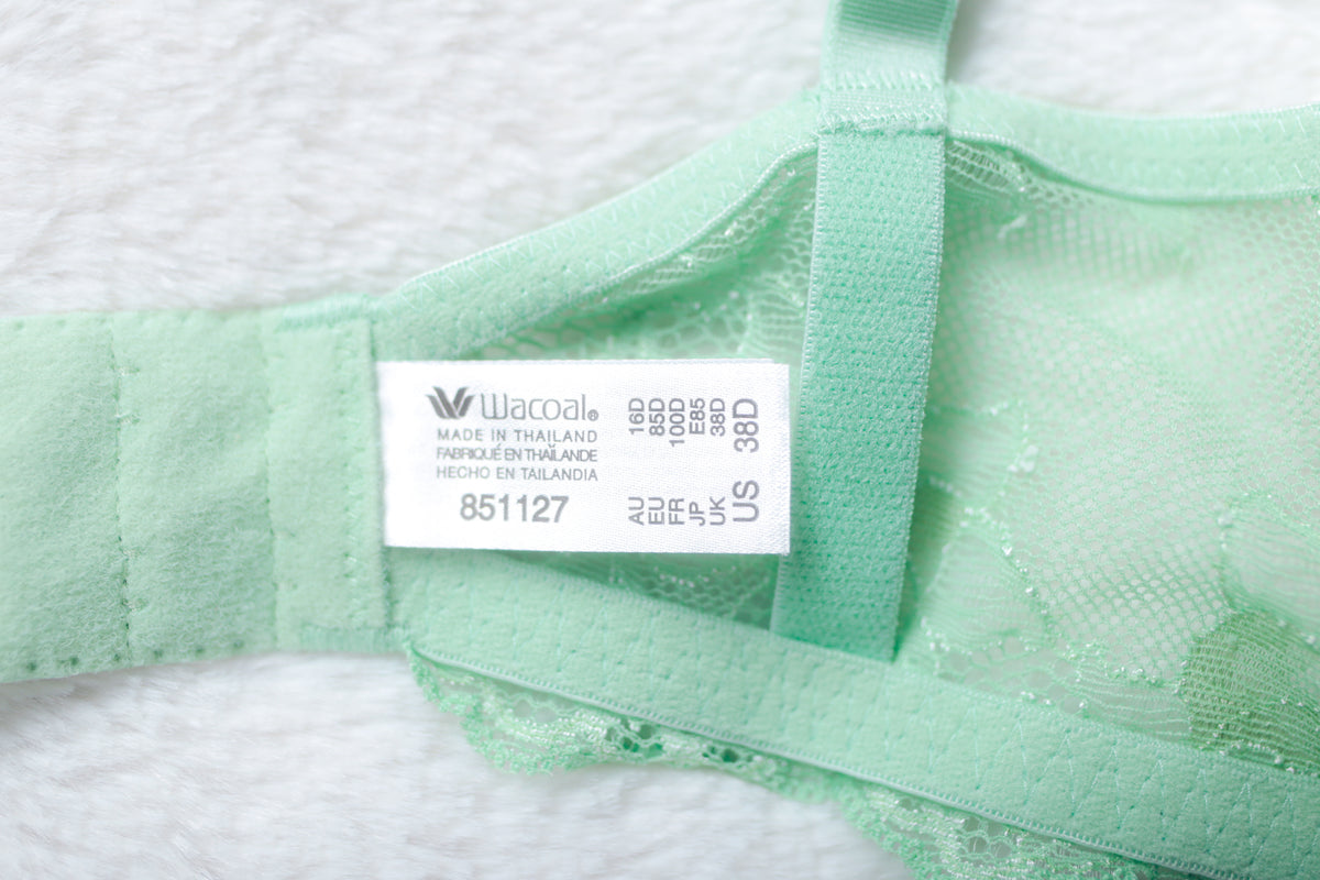 Wacoal Classic Floral Lace 851127 Unlined Full Coverage Underwire Bra Green 38D