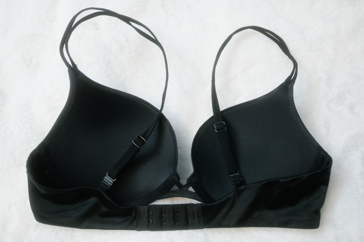 Victoria's Secret Very Sexy Multi-way Push-up Underwire T-shirt Black Bra: 32C