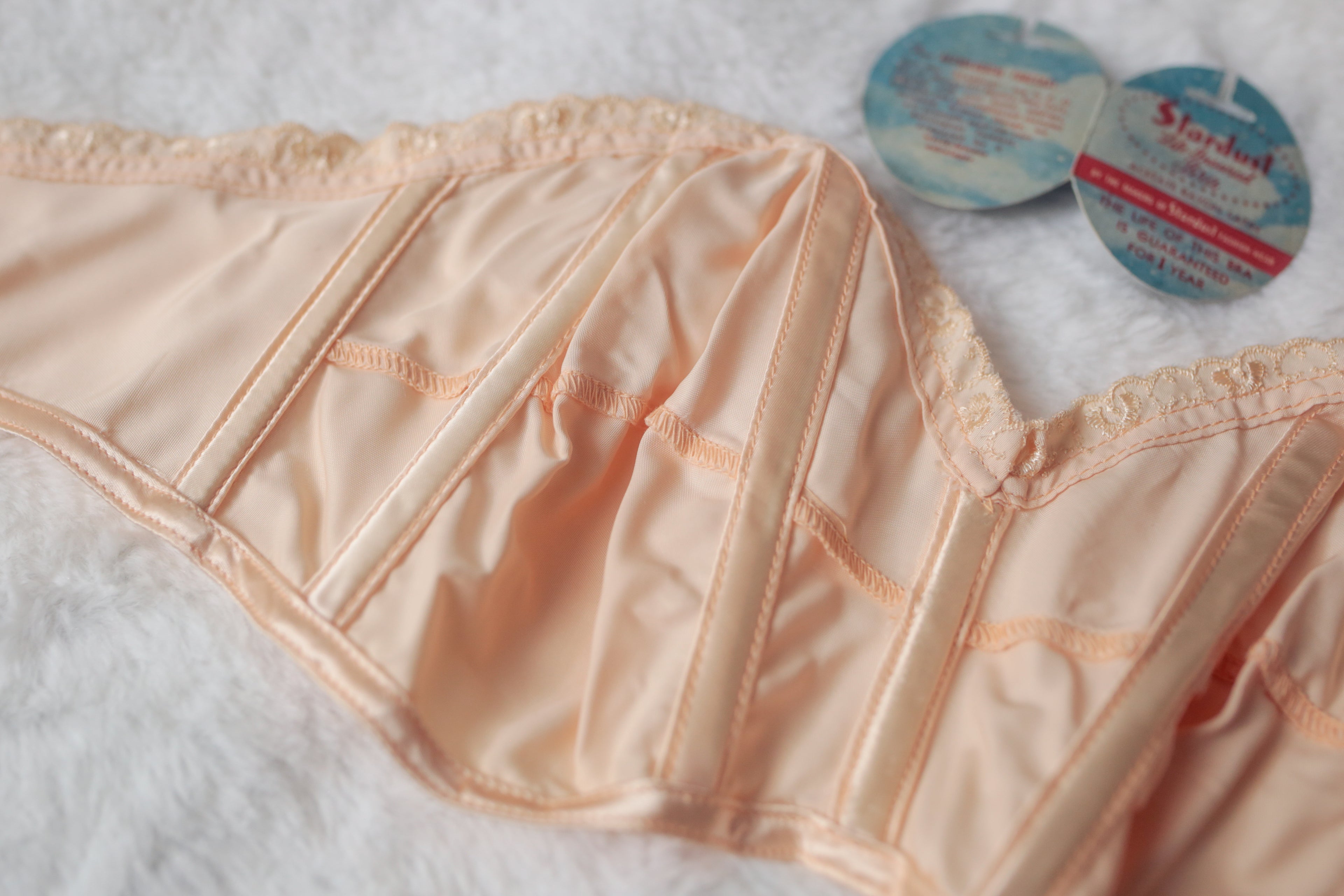 Stardust 34B Vintage Bullet Bra 1950s Strapless Beige Satin NEW