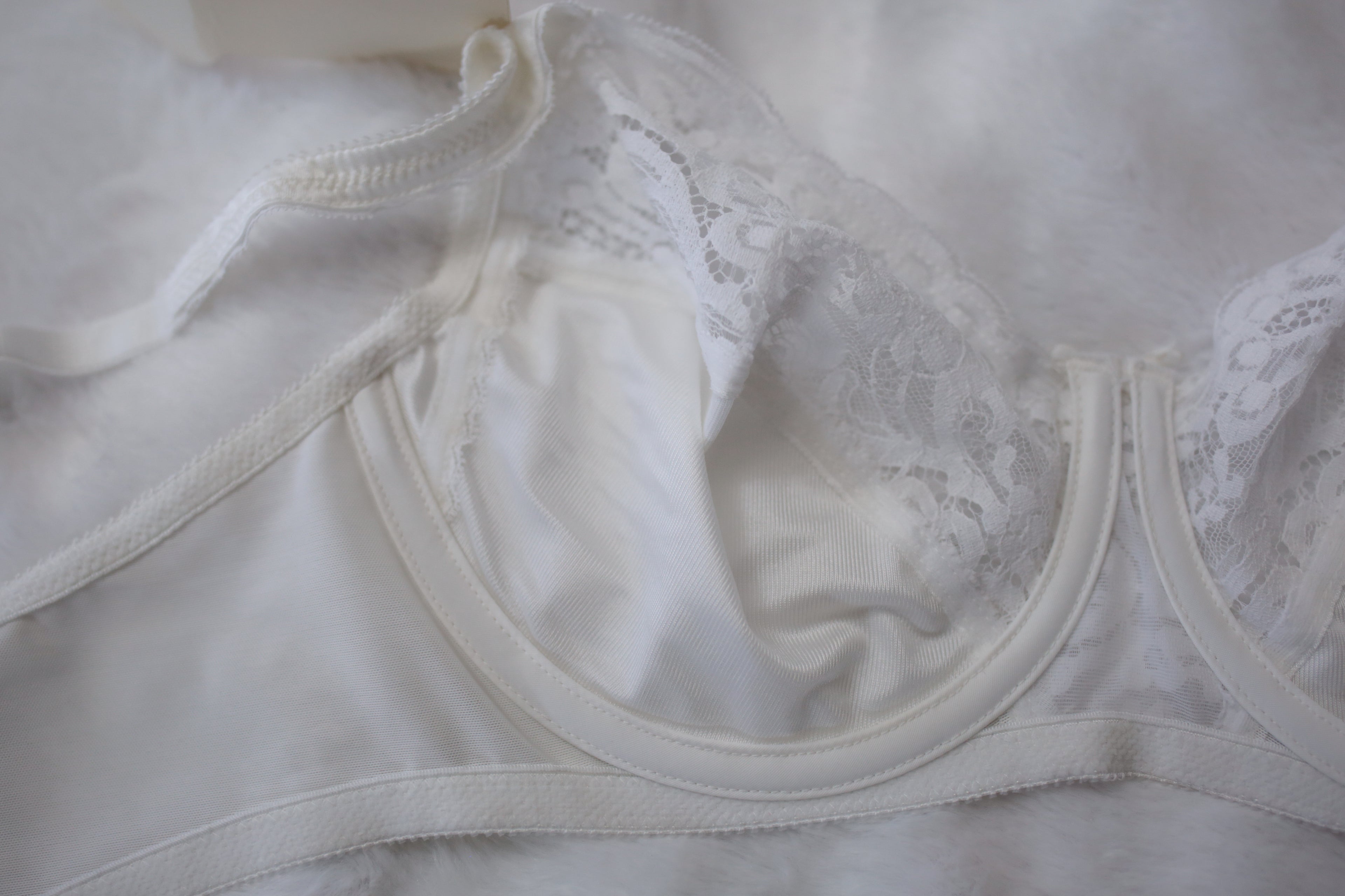 Adonna 36C Vintage 4551 Underwire Bra White Satin Sheer Lace NEW