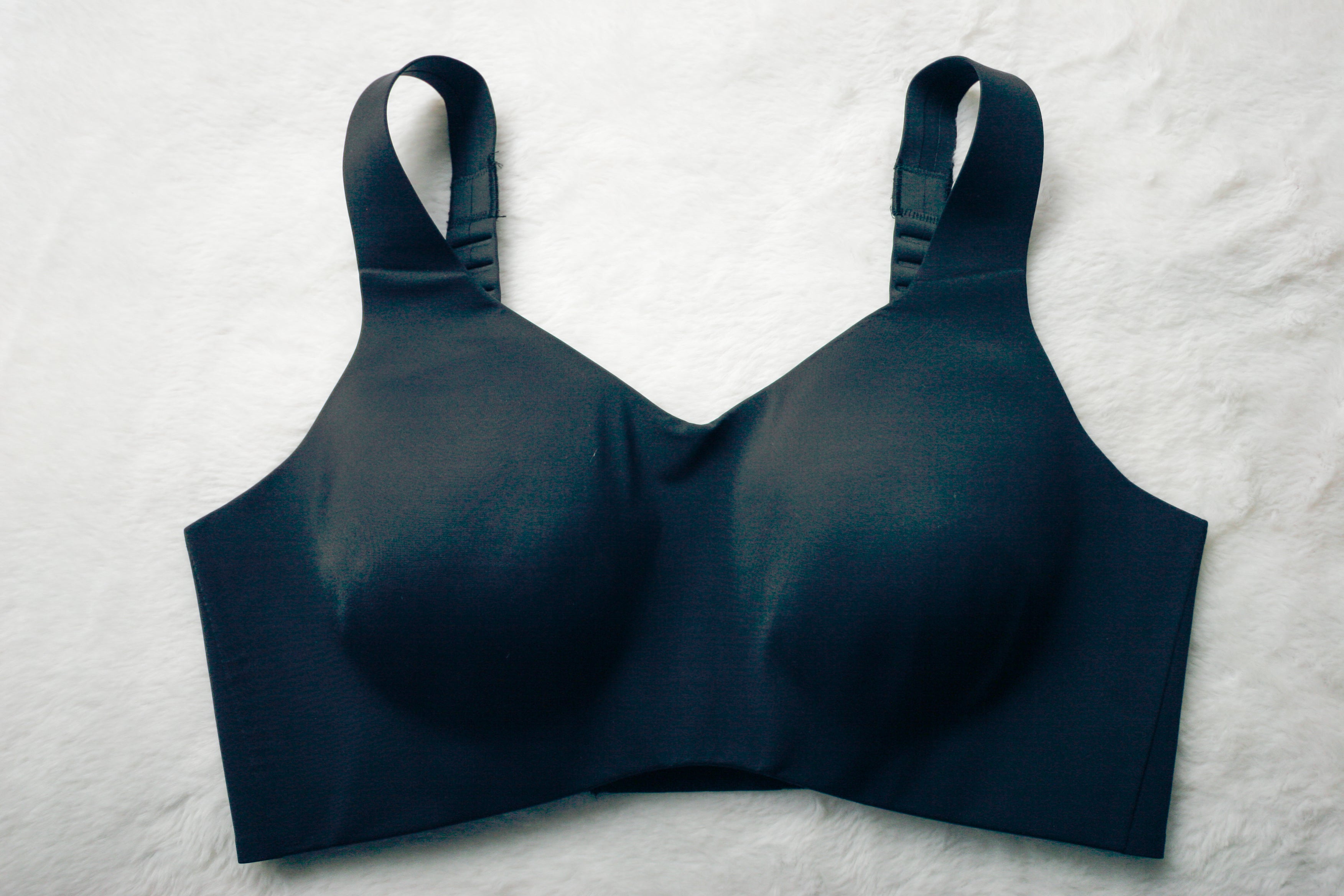 Knix 6 32DD 34DD 32DDD 32E Catalyst Seamless Wireless Contour Sports Bra Black