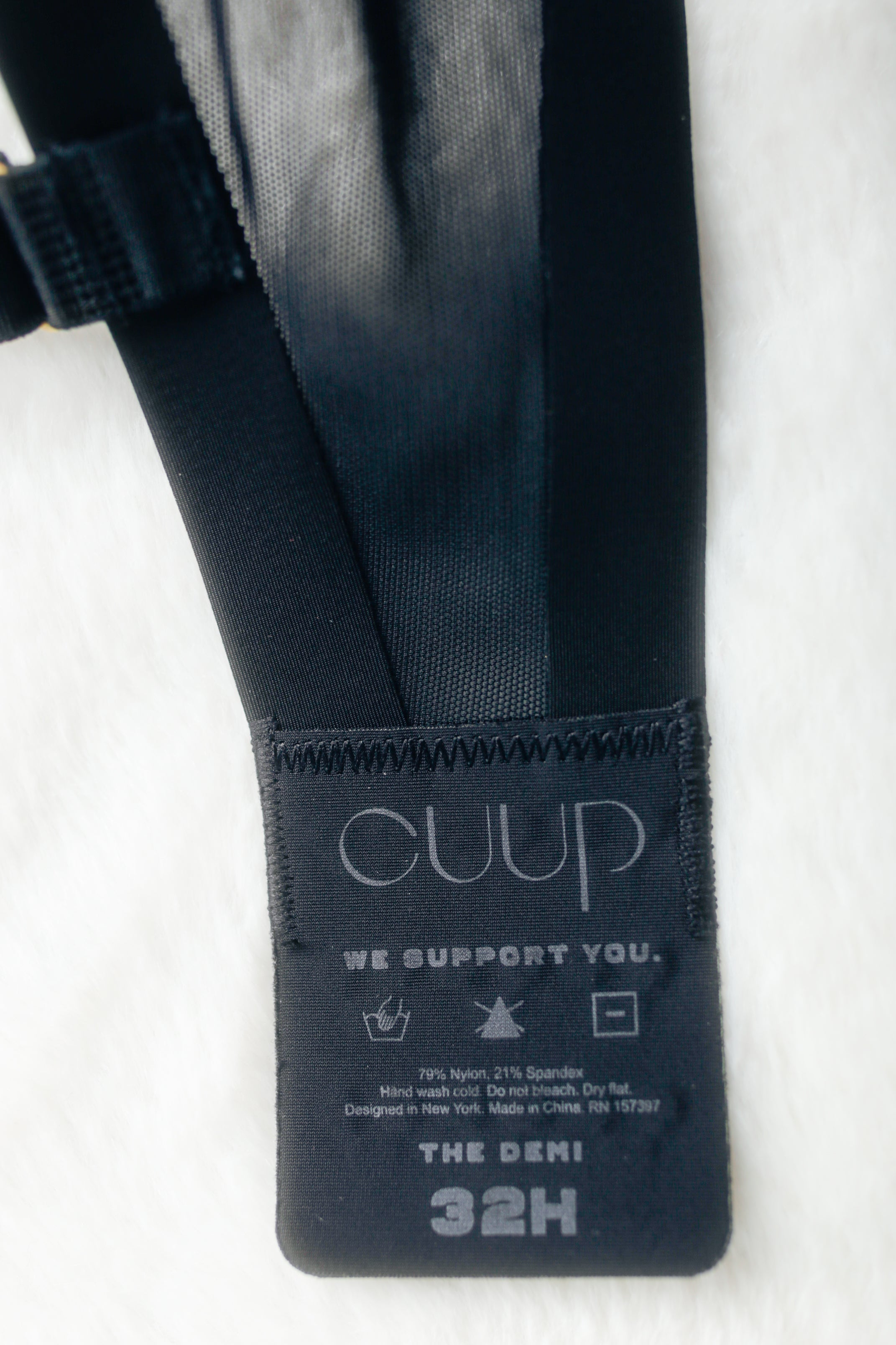 CUUP 32H UK 32K The Demi Spacer Foam Breathable Unlined Bra Black NEW