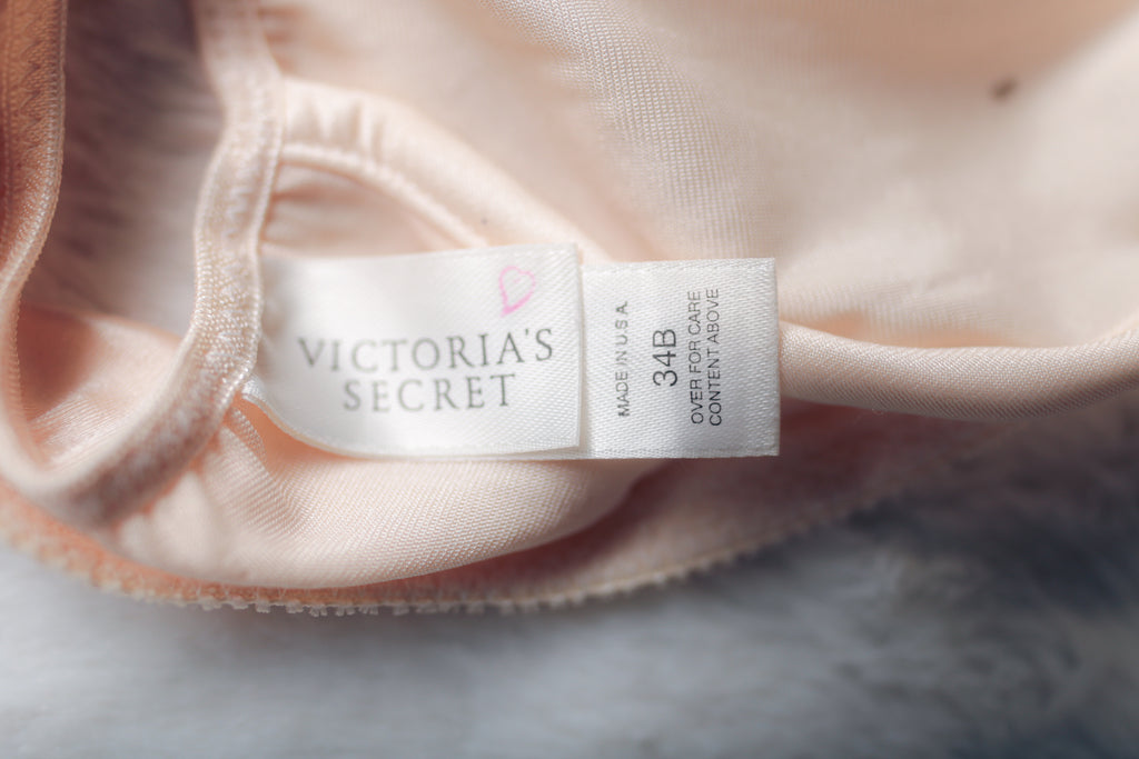 Victoria's Secret Vintage 90s Unlined Satin Front-close Racerback Bra Beige 34B