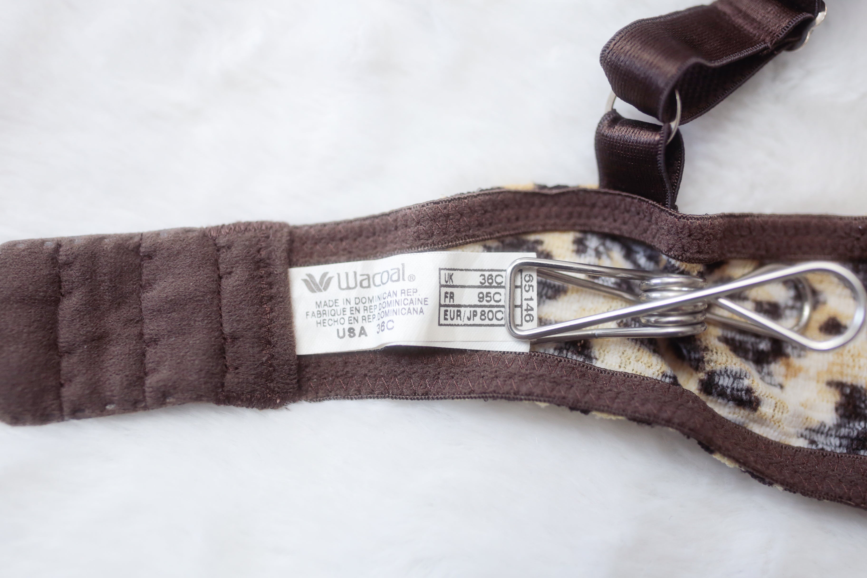 Wacoal 36C Seamless Halo 65146 Unlined Underwire Bra Leopard