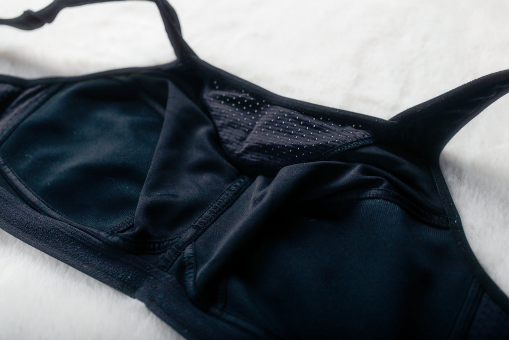 Glamorise 40C No Bounce Camisole Elite Wireless Sports Bra Black 1067