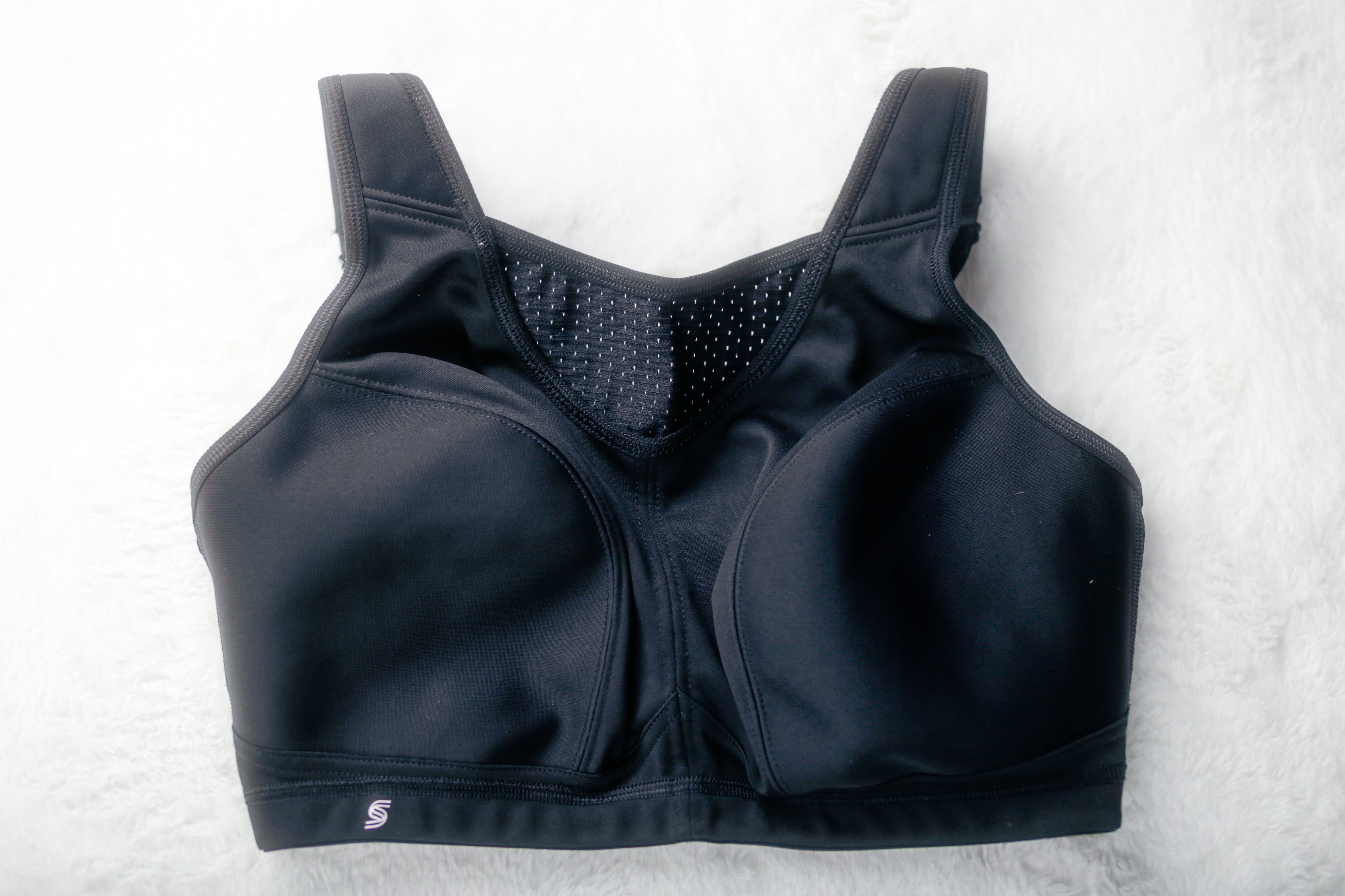 Glamorise US 34F UK 34E No Bounce Camisole Elite Wireless Sports Bra Black 1067