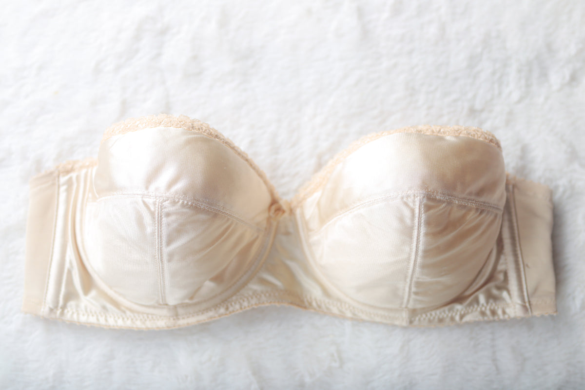 Vanity Fair 74-239 Vintage Satin Underwire Strapless Bra USA-made Beige 34B