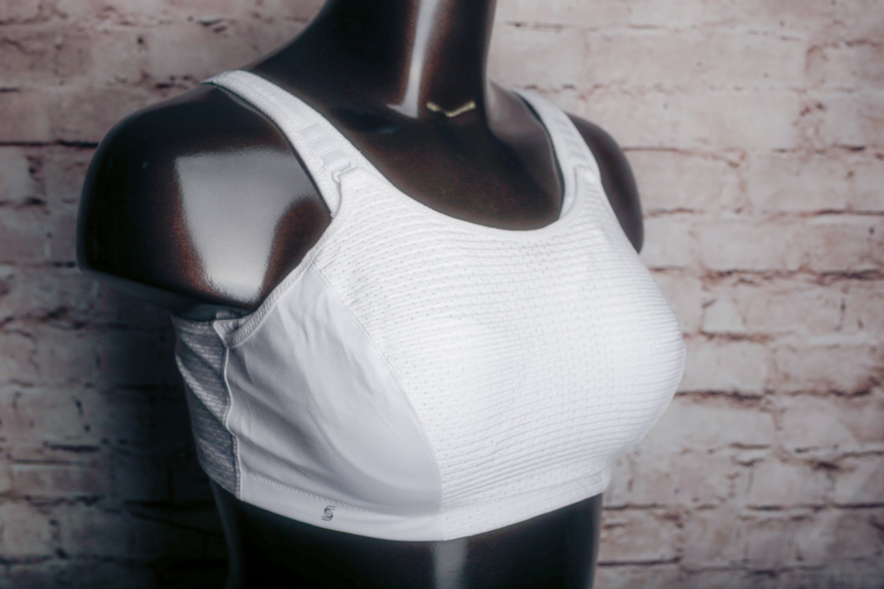 Glamorise Sport US 44F UK 44E Custom Control Wireless Sports Bra White 1166