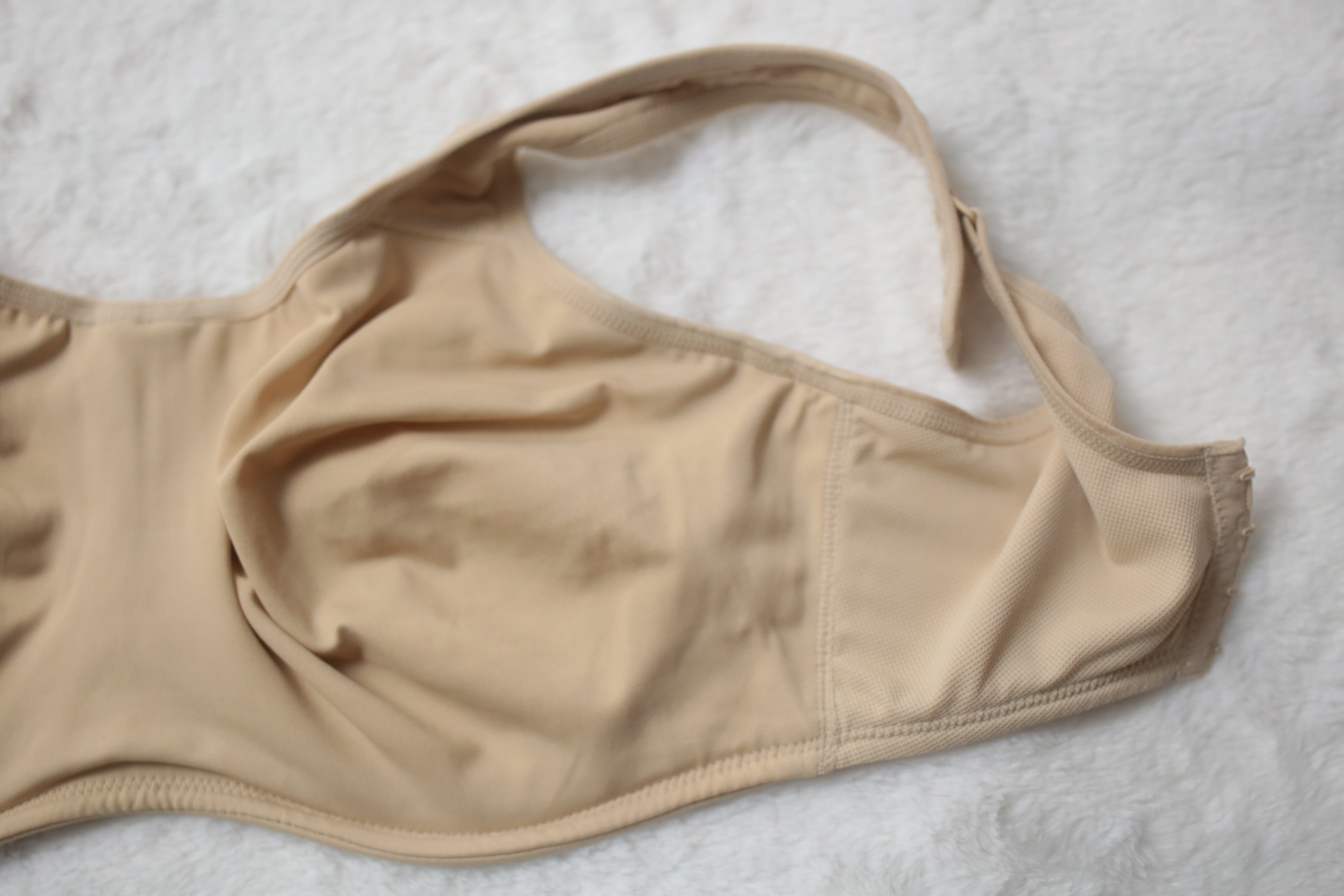 Wacoal 34G 34DDDD Sports Bra Simone Sport 855170 Underwire Beige