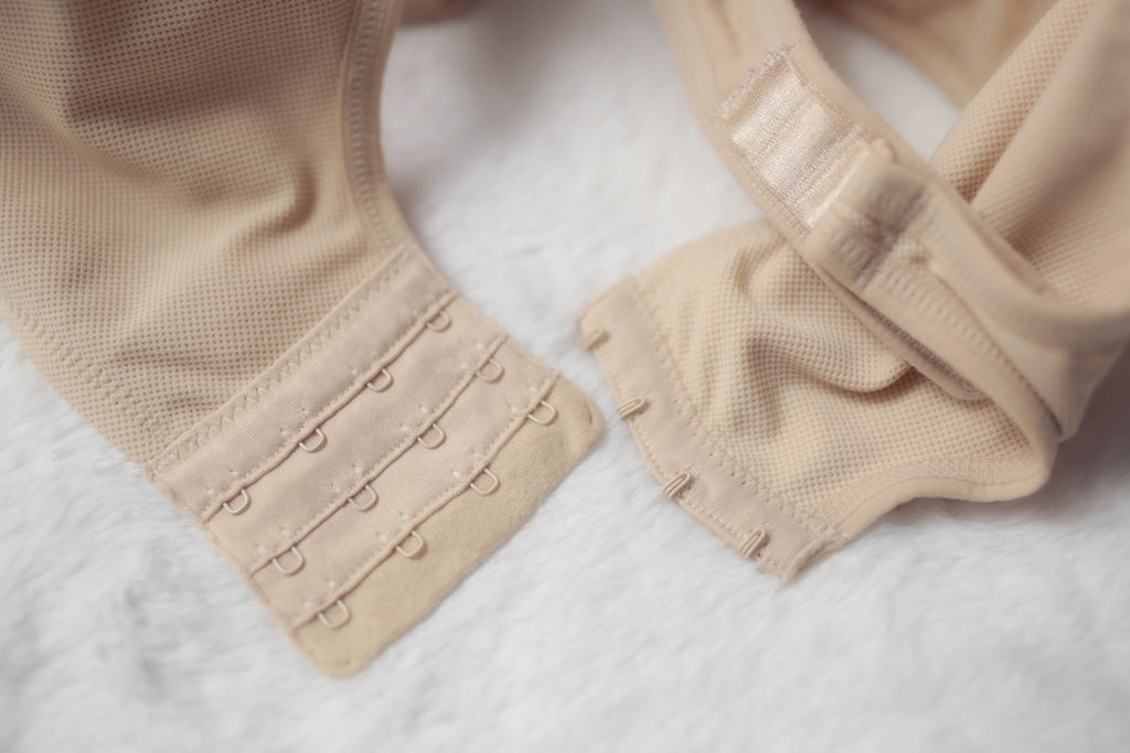 Wacoal 34G 34DDDD Sports Bra Simone Sport 855170 Underwire Beige