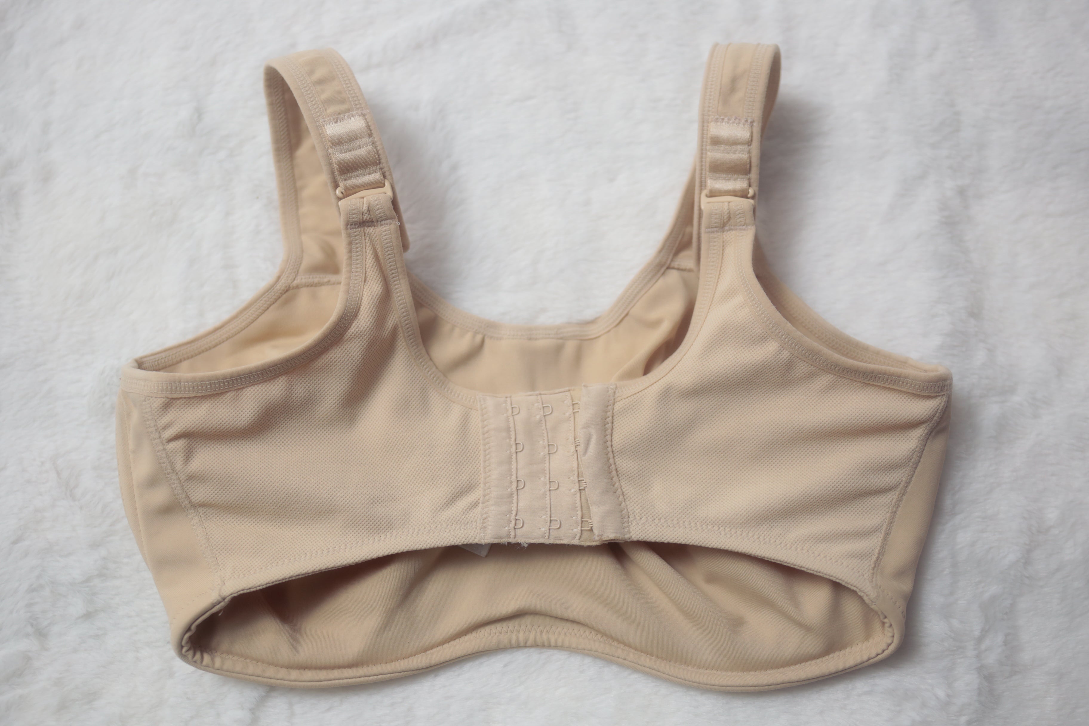 Wacoal 34G 34DDDD Sports Bra Simone Sport 855170 Underwire Beige