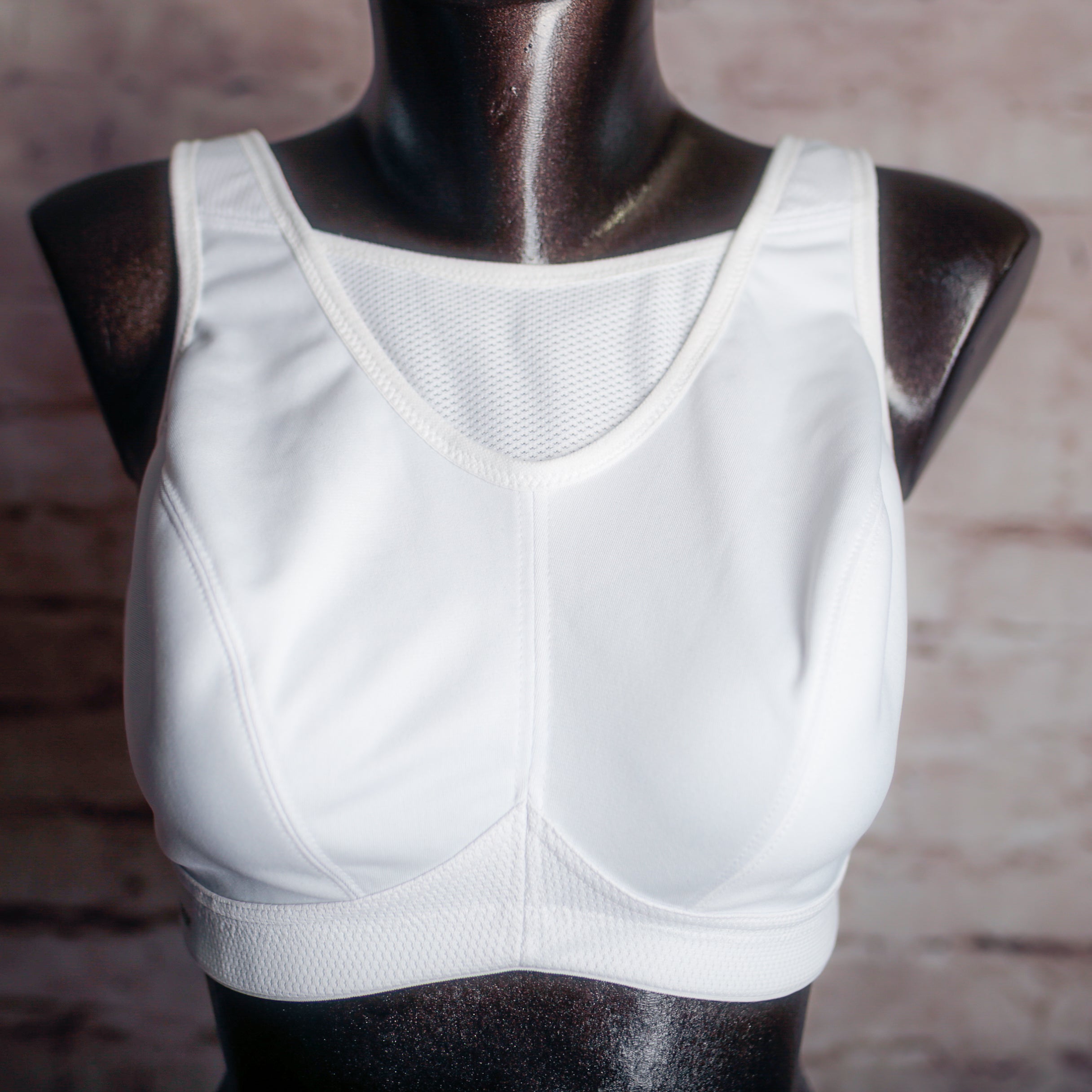 Glamorise 34F UK 34E No Bounce Camisole Wireless Sports Bra White 1066