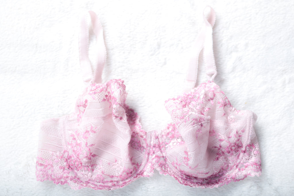 Wacoal Embrace Lace 65191 Unlined Embroidered Underwire Bra Pink 36D