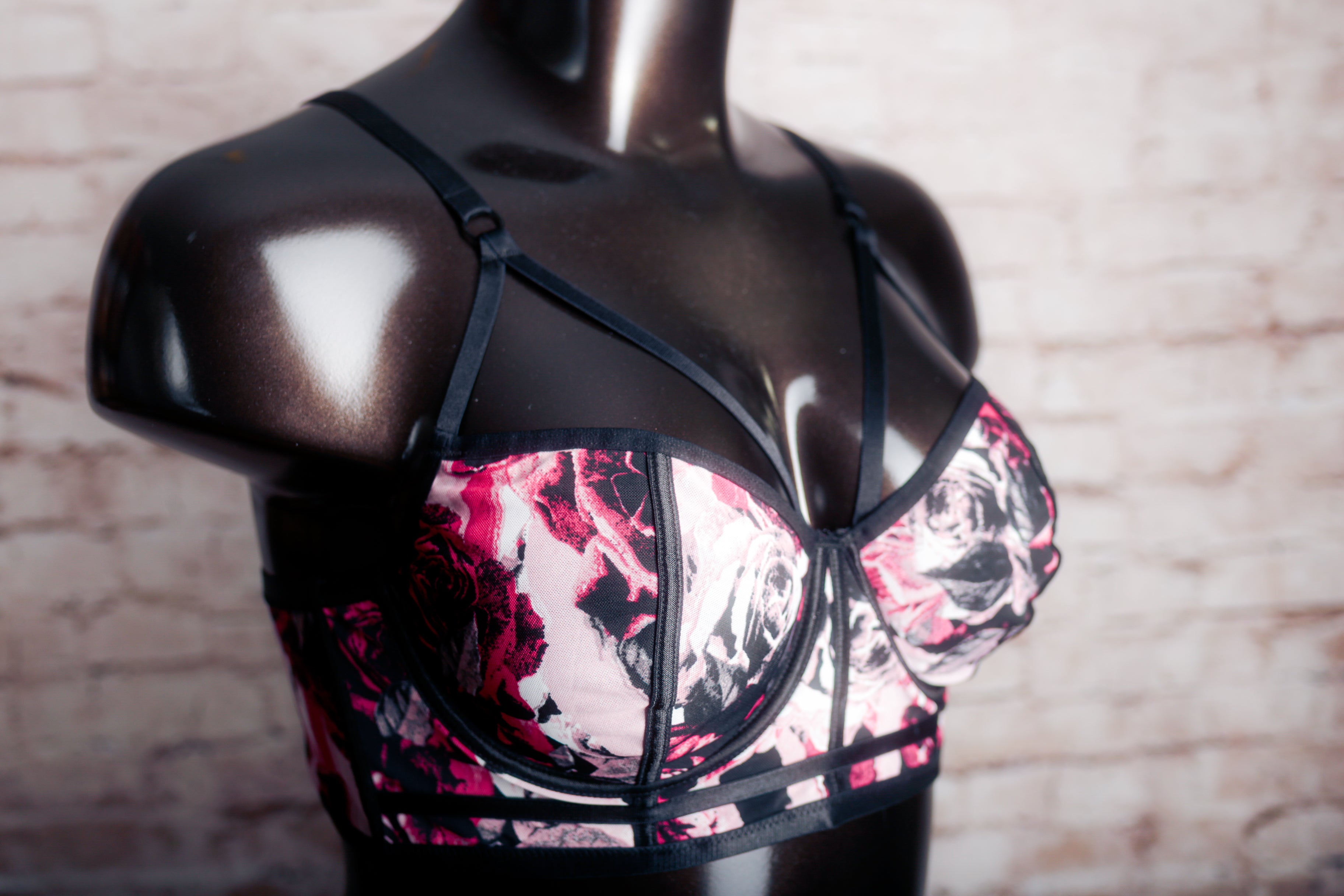 Torrid Curve 2 Longline Underwire Bra Floral Pink and Black