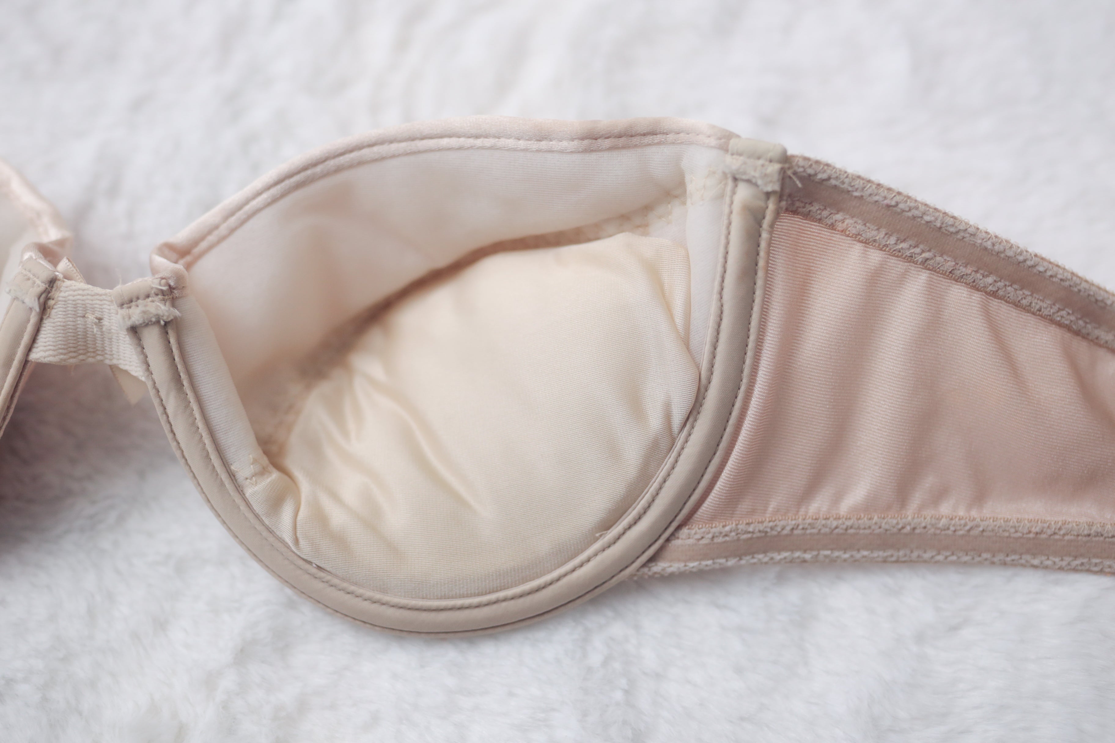 Victoria's Secret 36B 90s Vintage Strapless Demi Push-up Bra Nude Satin