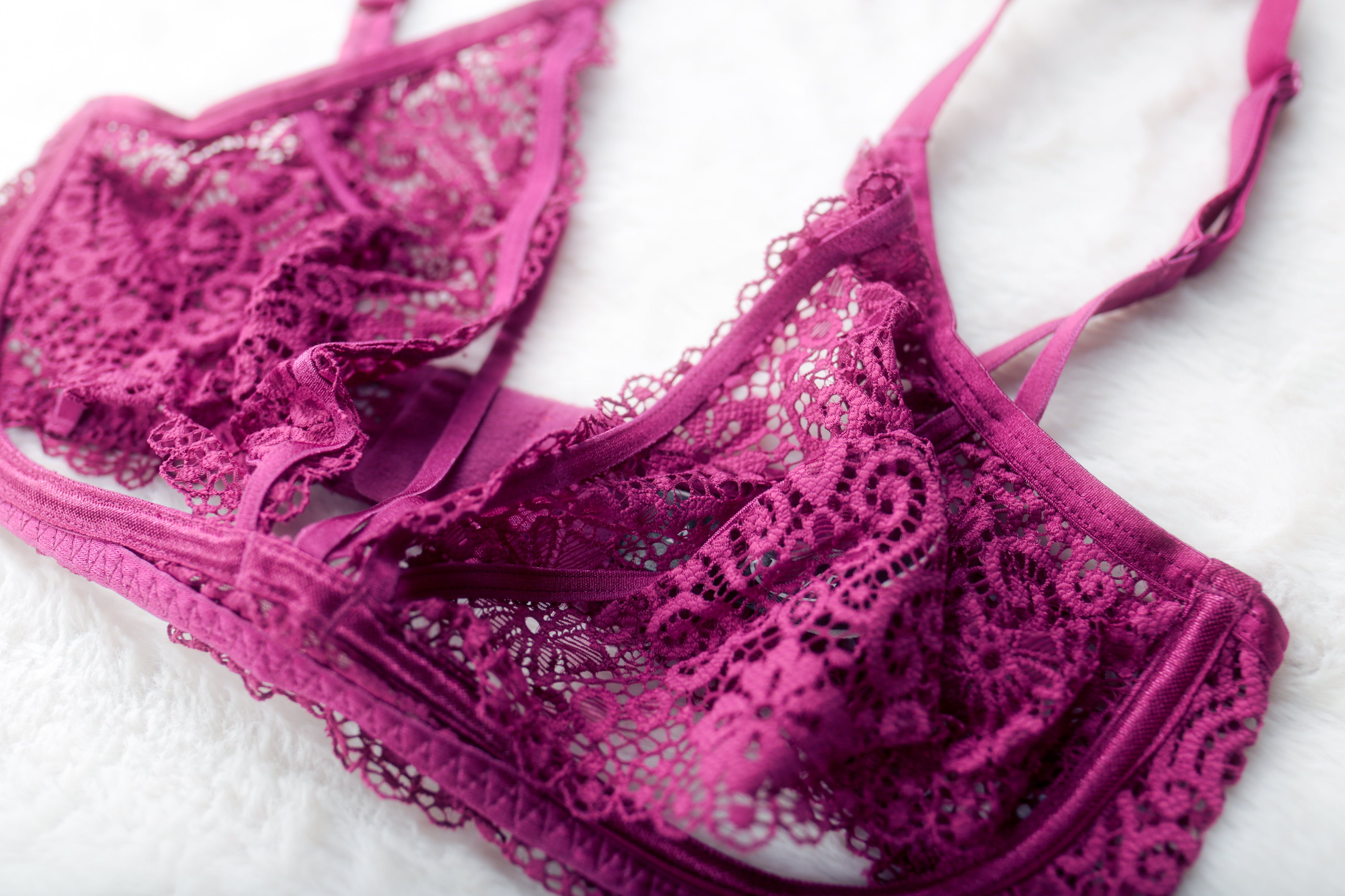 Adore Me 32DD Unlined Lace Peek-a-boo Bra Purple