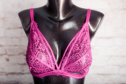 Adore Me 32DD Unlined Lace Peek-a-boo Bra Purple