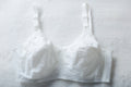 Bali 350 Vintage Unlined Full Coverage Duckbill Pointy Wireless Bra White 36D