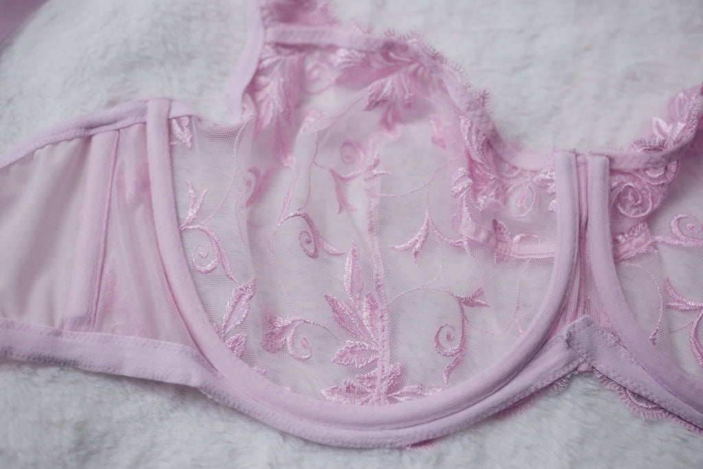 Soma 38G Sensuous Lace Unlined Underwire Bra Pink Sheer Floral